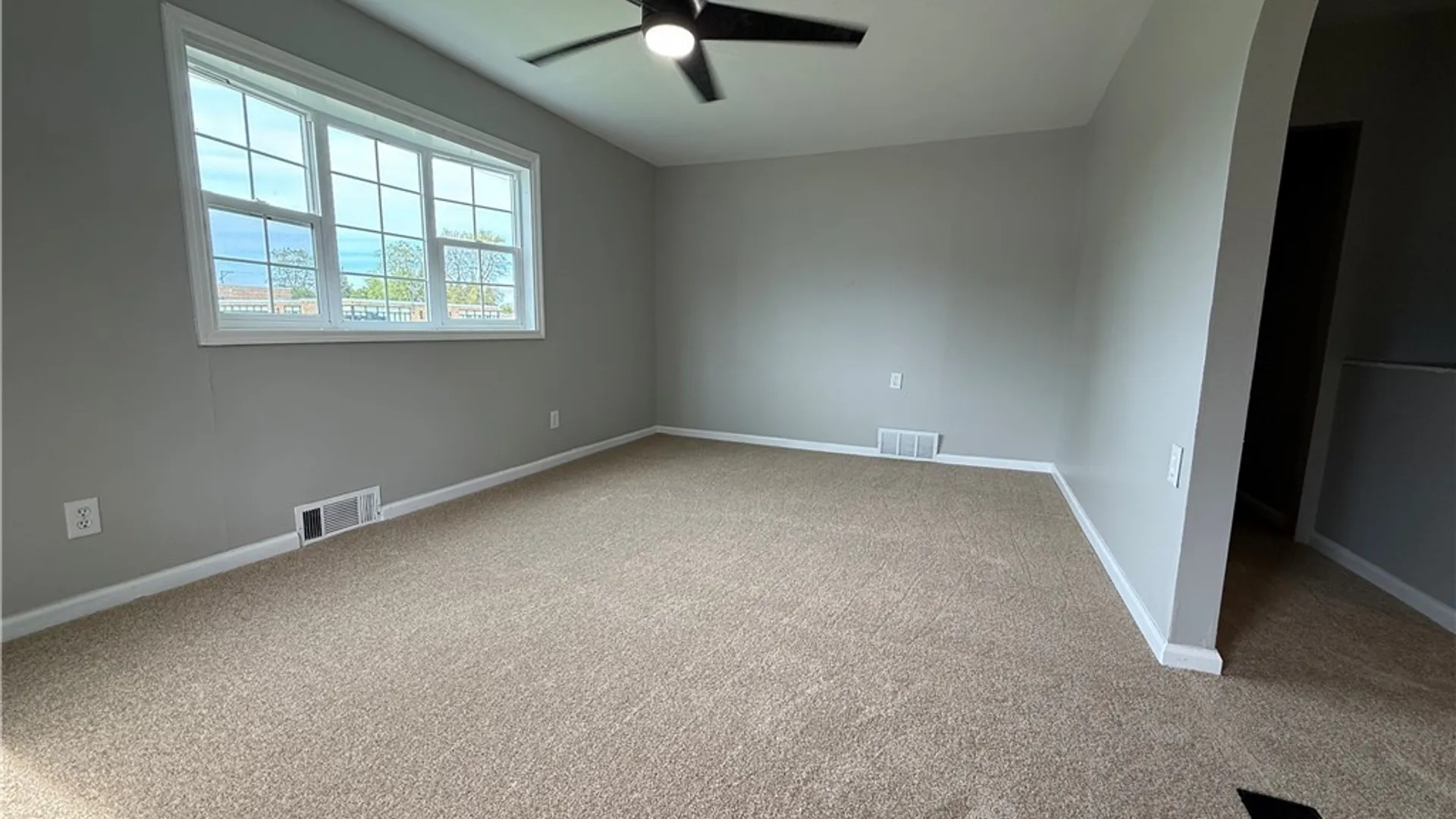 Property at 18 Bradford Court, West Seneca, NY 14224 26