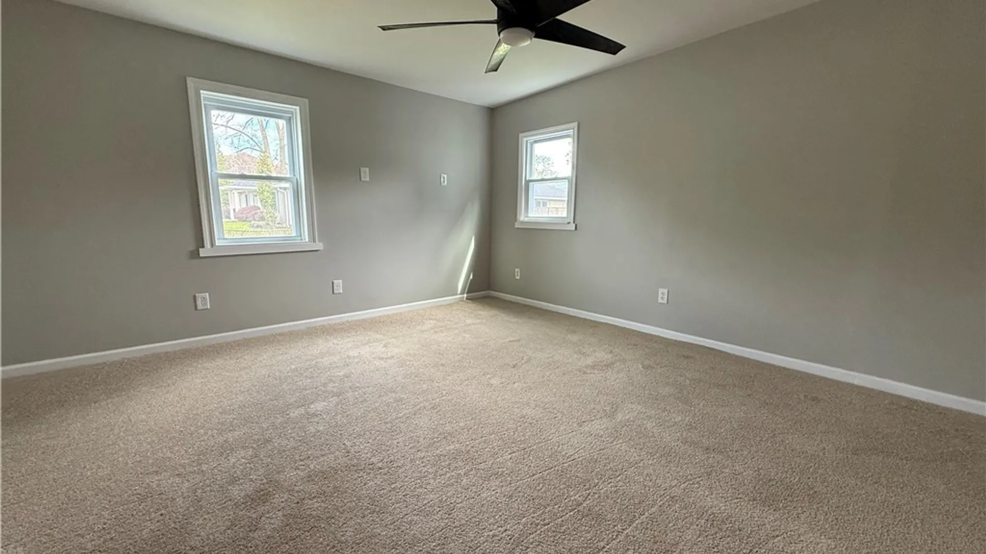 Property at 18 Bradford Court, West Seneca, NY 14224 31