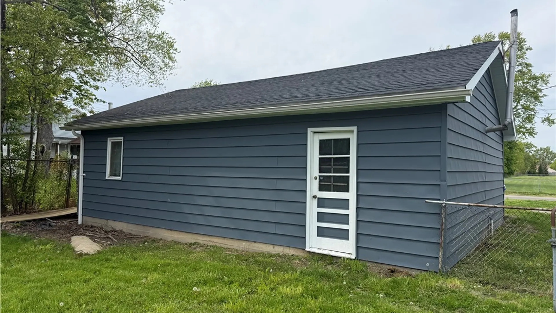 Property at 18 Bradford Court, West Seneca, NY 14224 8