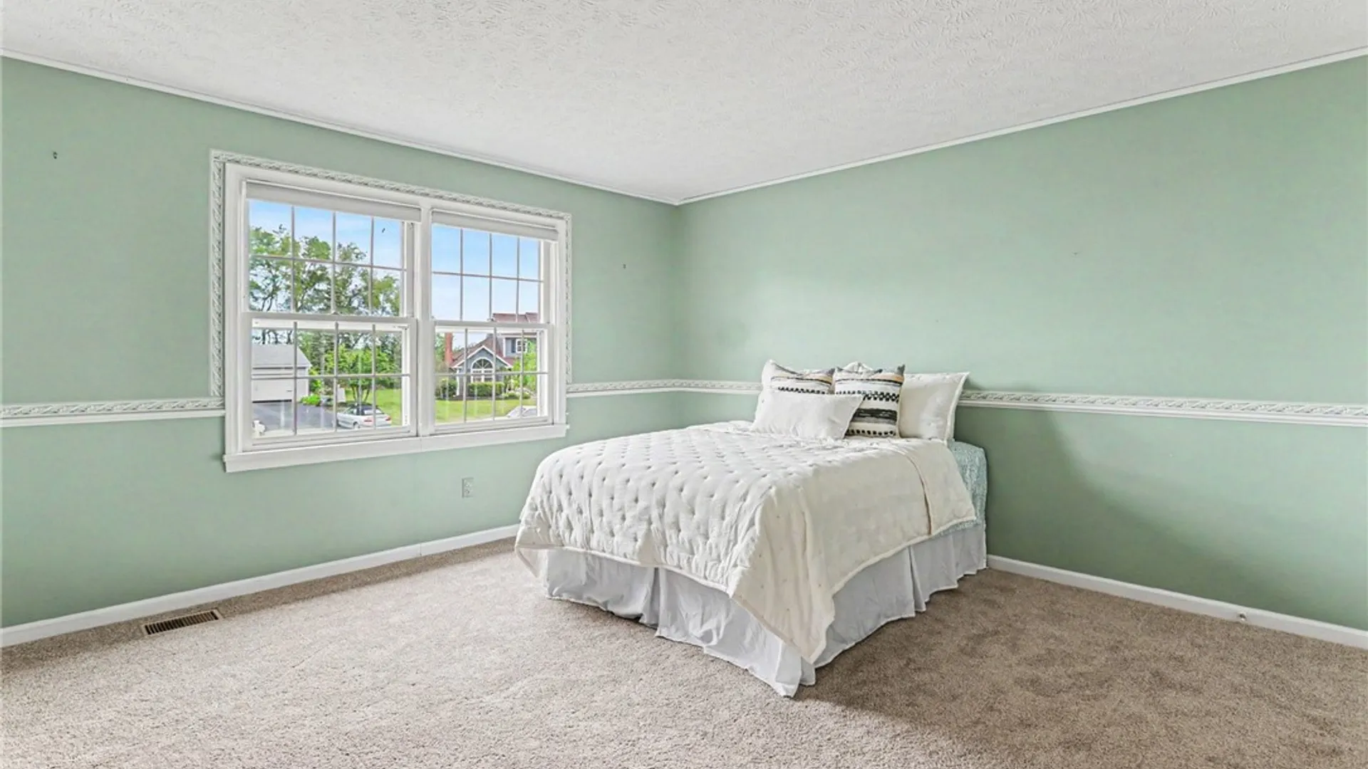 Property at 11 Stream View Cir, Perinton, NY 14450 16