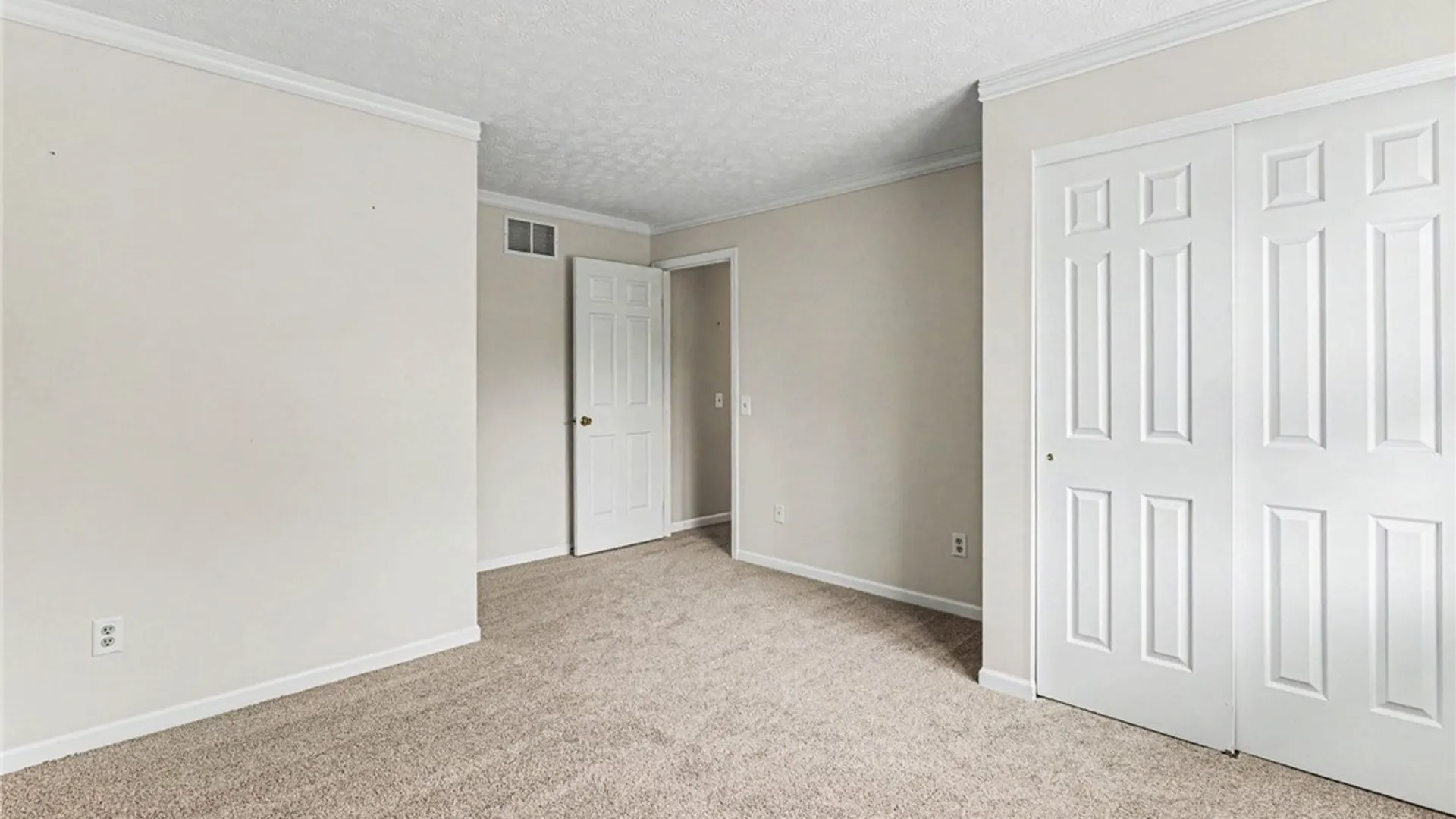Property at 11 Stream View Cir, Perinton, NY 14450 19