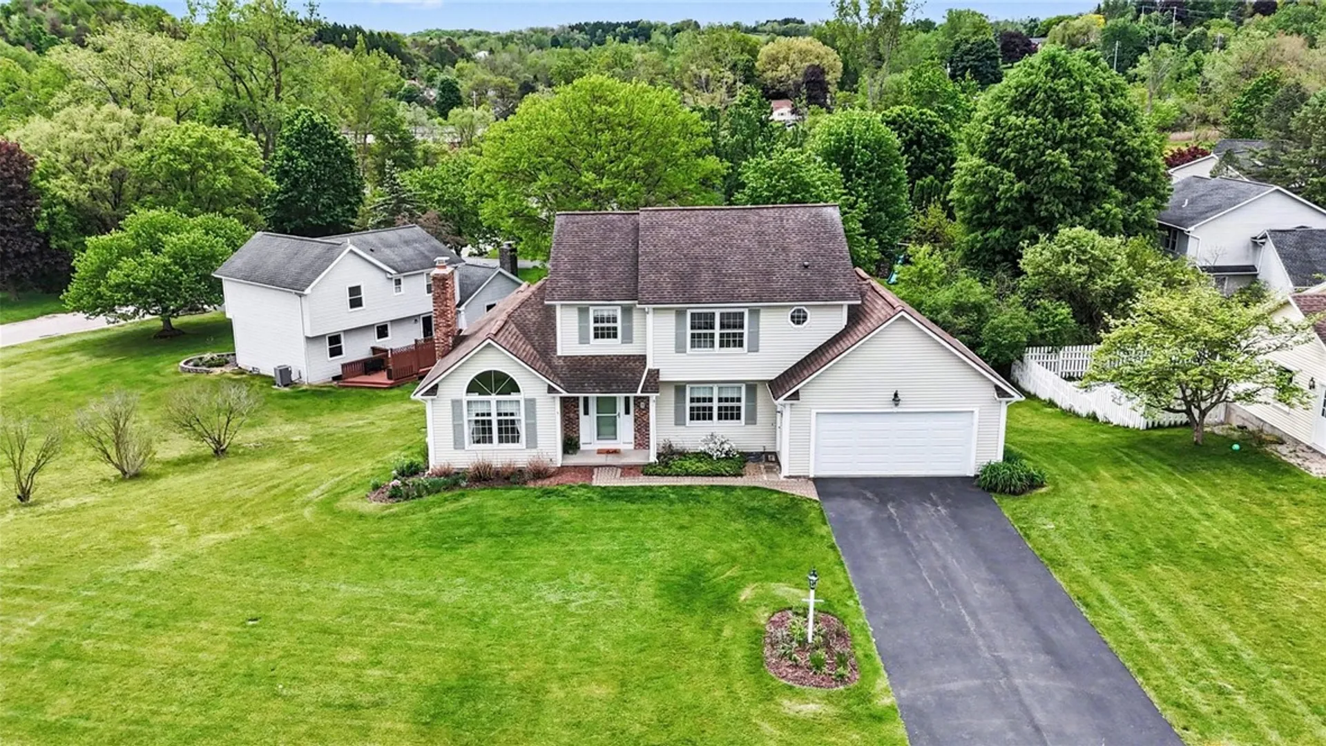 Property at 11 Stream View Cir, Perinton, NY 14450 27