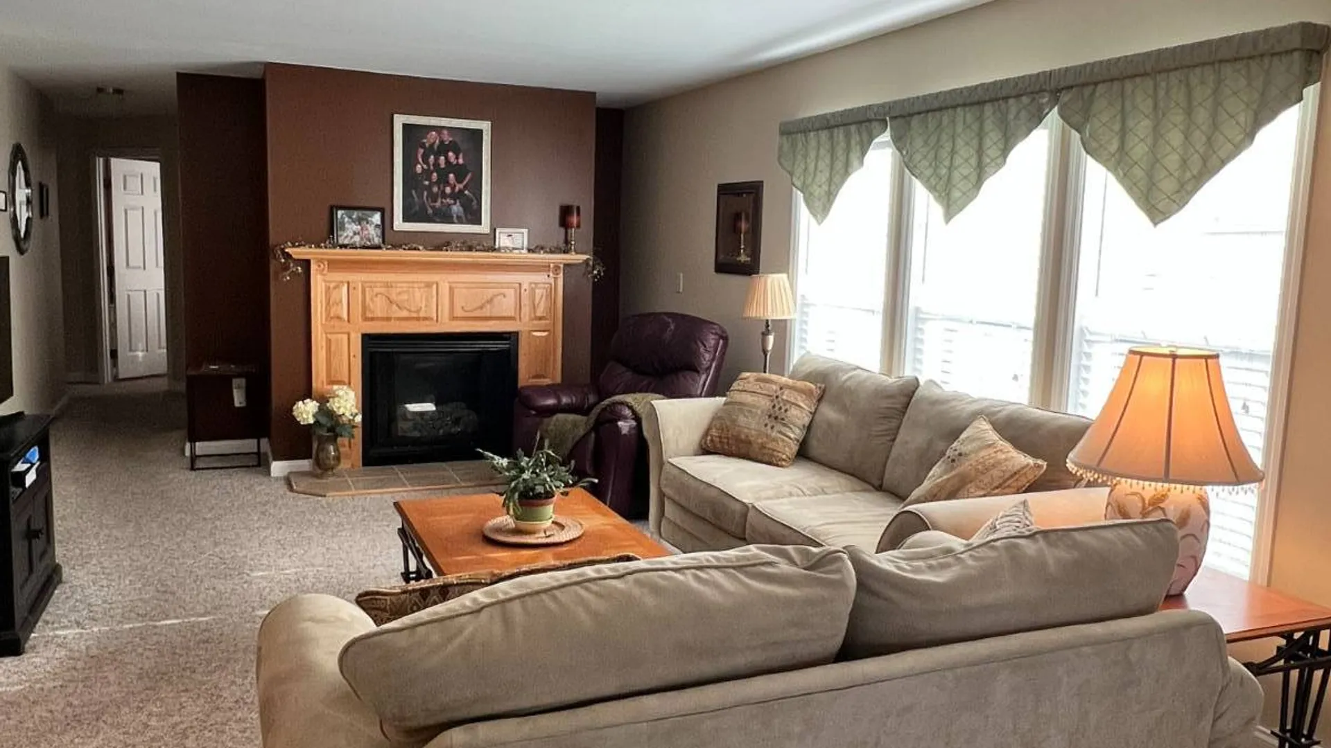 Property at 13 Mango Way, Gansevoort, NY 12831 7