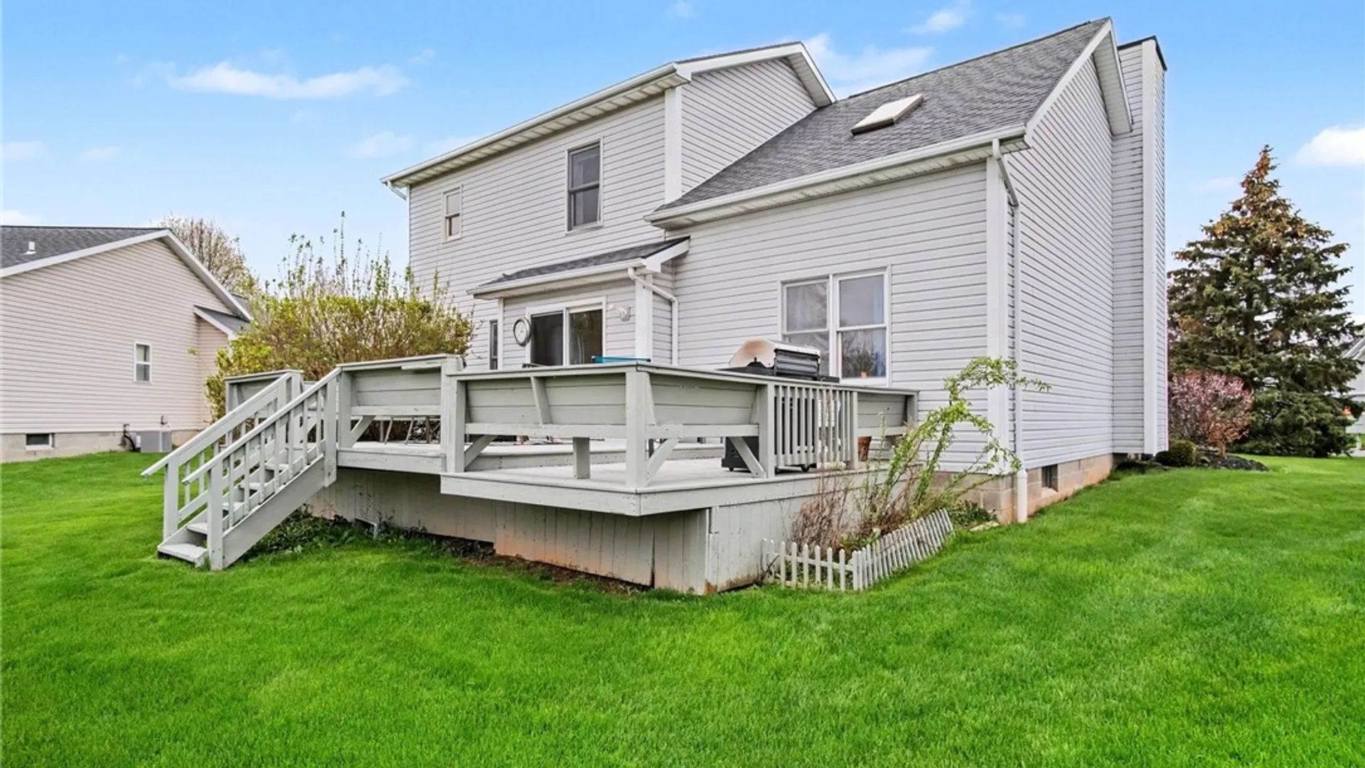 Property at 12 Foxtail Ln, Chili, NY 14514 25