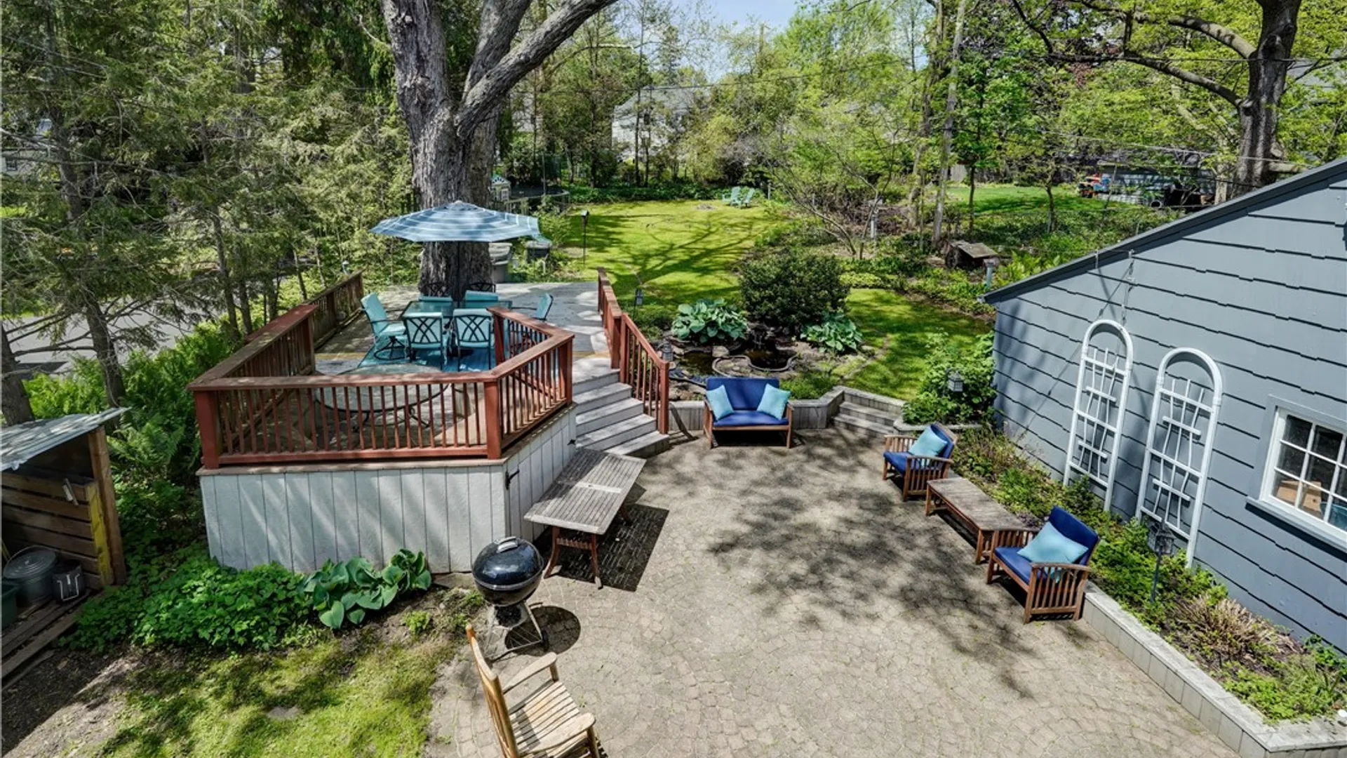Property at 215 Roosevelt Road, Brighton, NY 14618 25