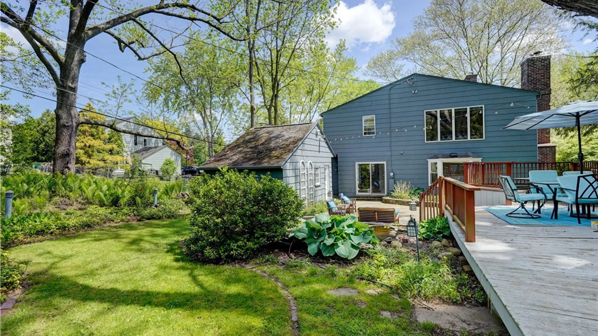 Property at 215 Roosevelt Road, Brighton, NY 14618 29