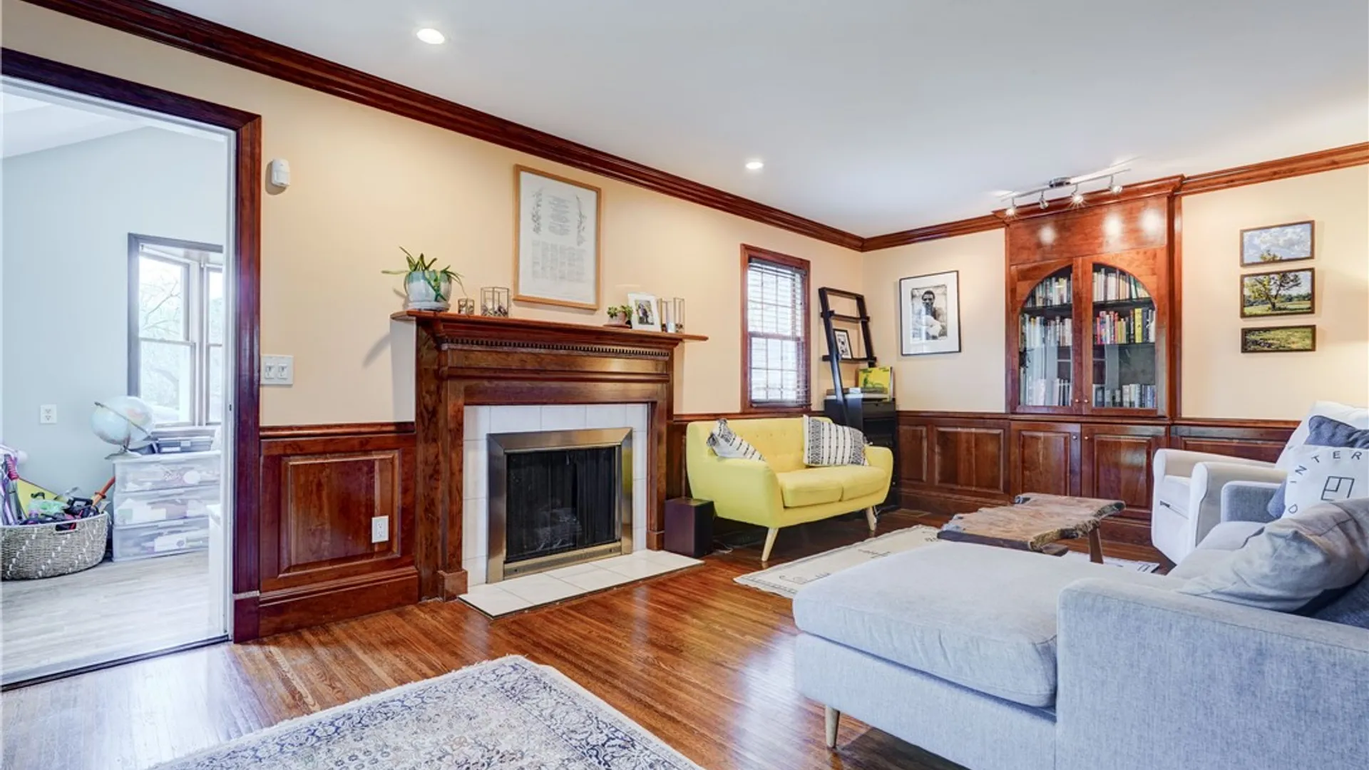Property at 215 Roosevelt Road, Brighton, NY 14618 3