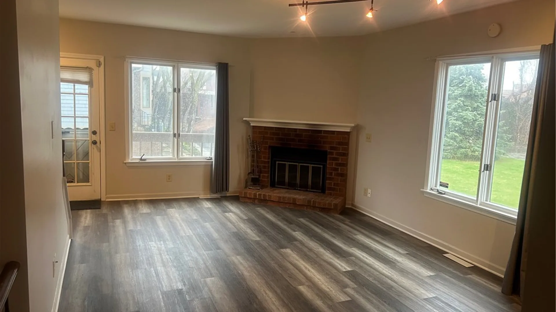 Property at 395 Alexander Street, Rochester, NY 14607 9