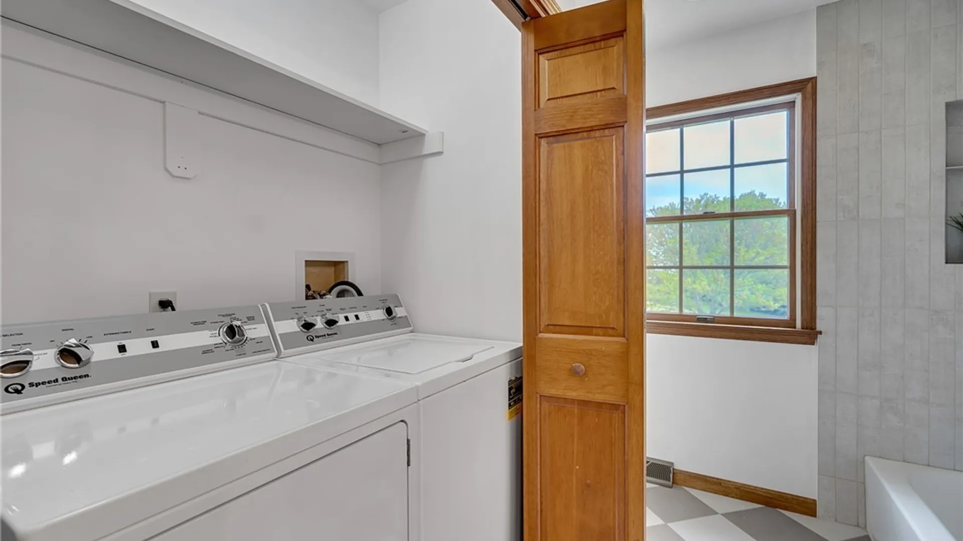 Property at 8610 Appleton Court, Clarence, NY 14051 33
