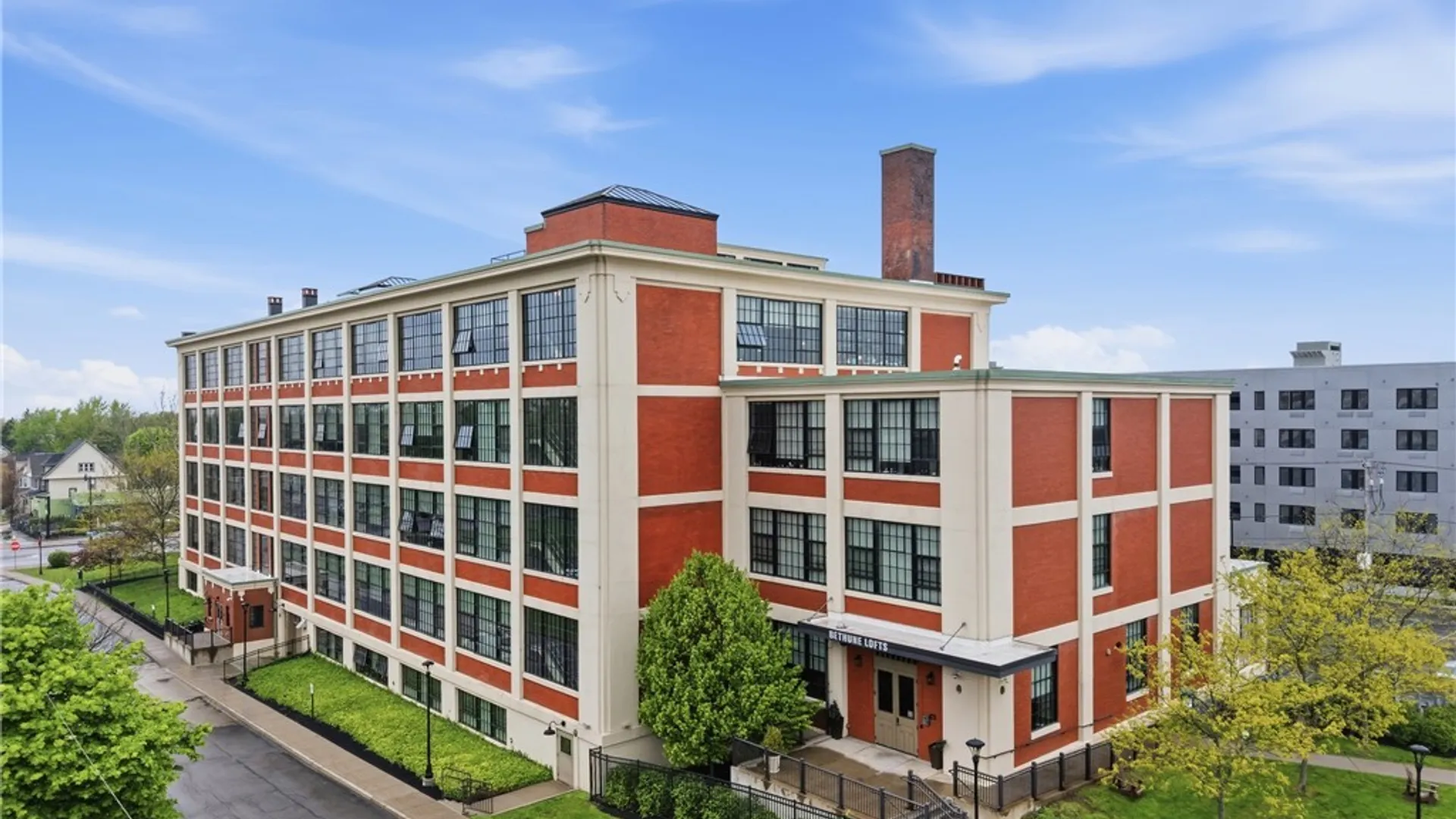 Property at 2917 Main St, Buffalo, NY 14214 38