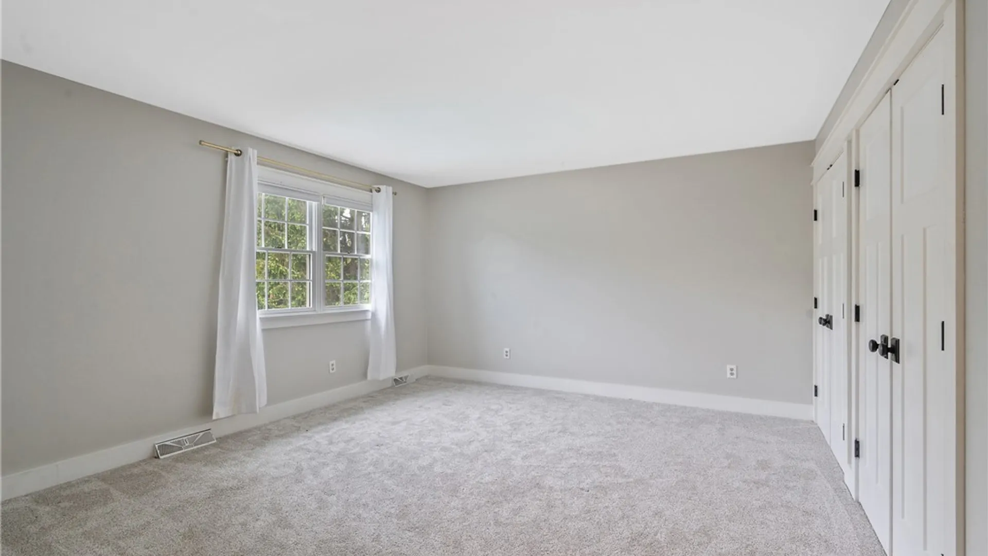Property at 8255 Drinkwater Lane, Manlius, NY 13104 28