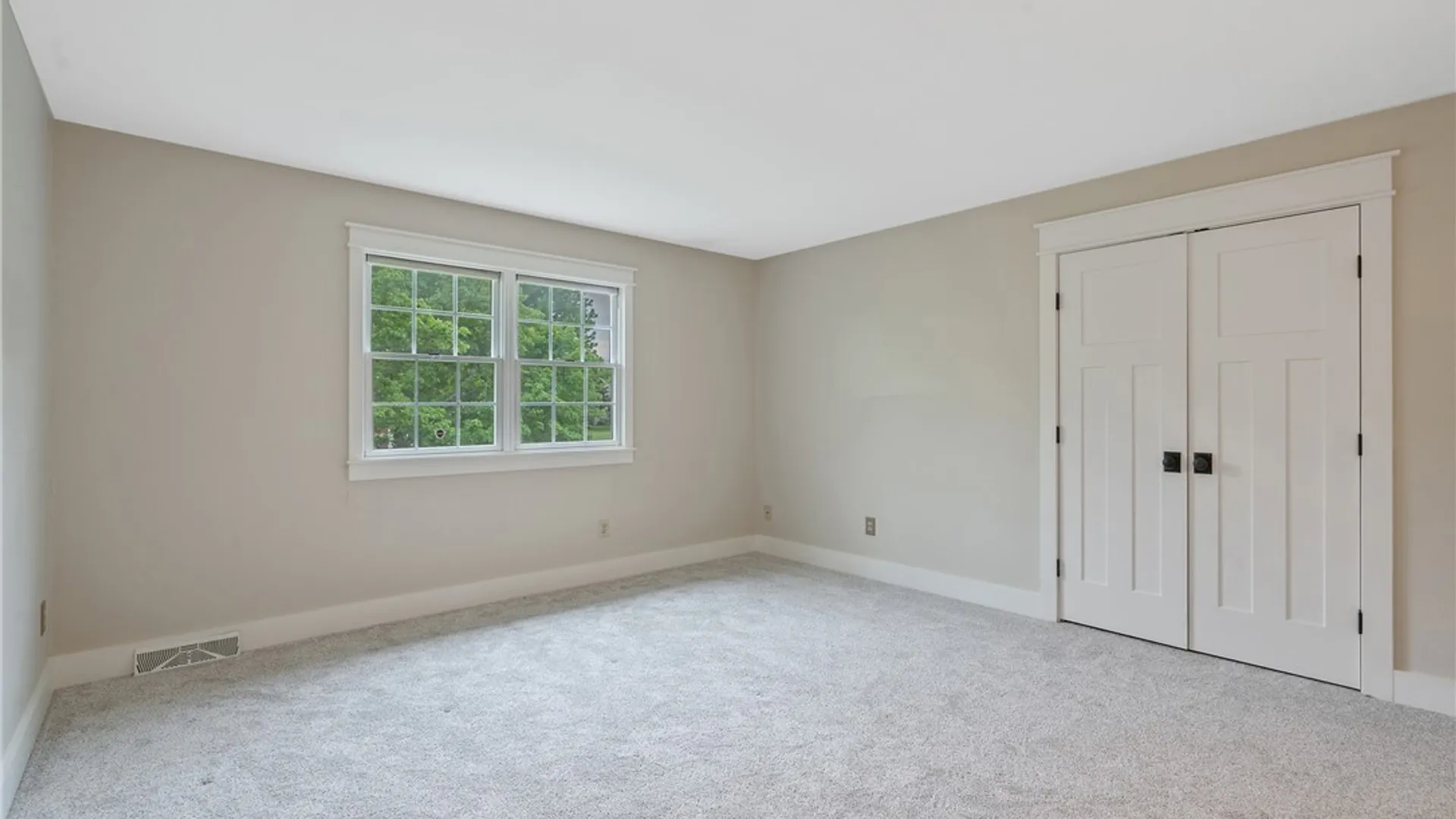 Property at 8255 Drinkwater Lane, Manlius, NY 13104 31