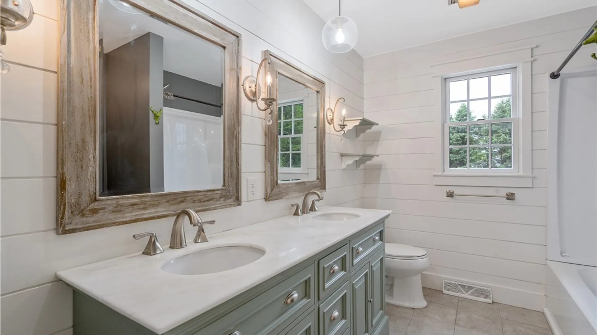 Property at 8255 Drinkwater Lane, Manlius, NY 13104 32