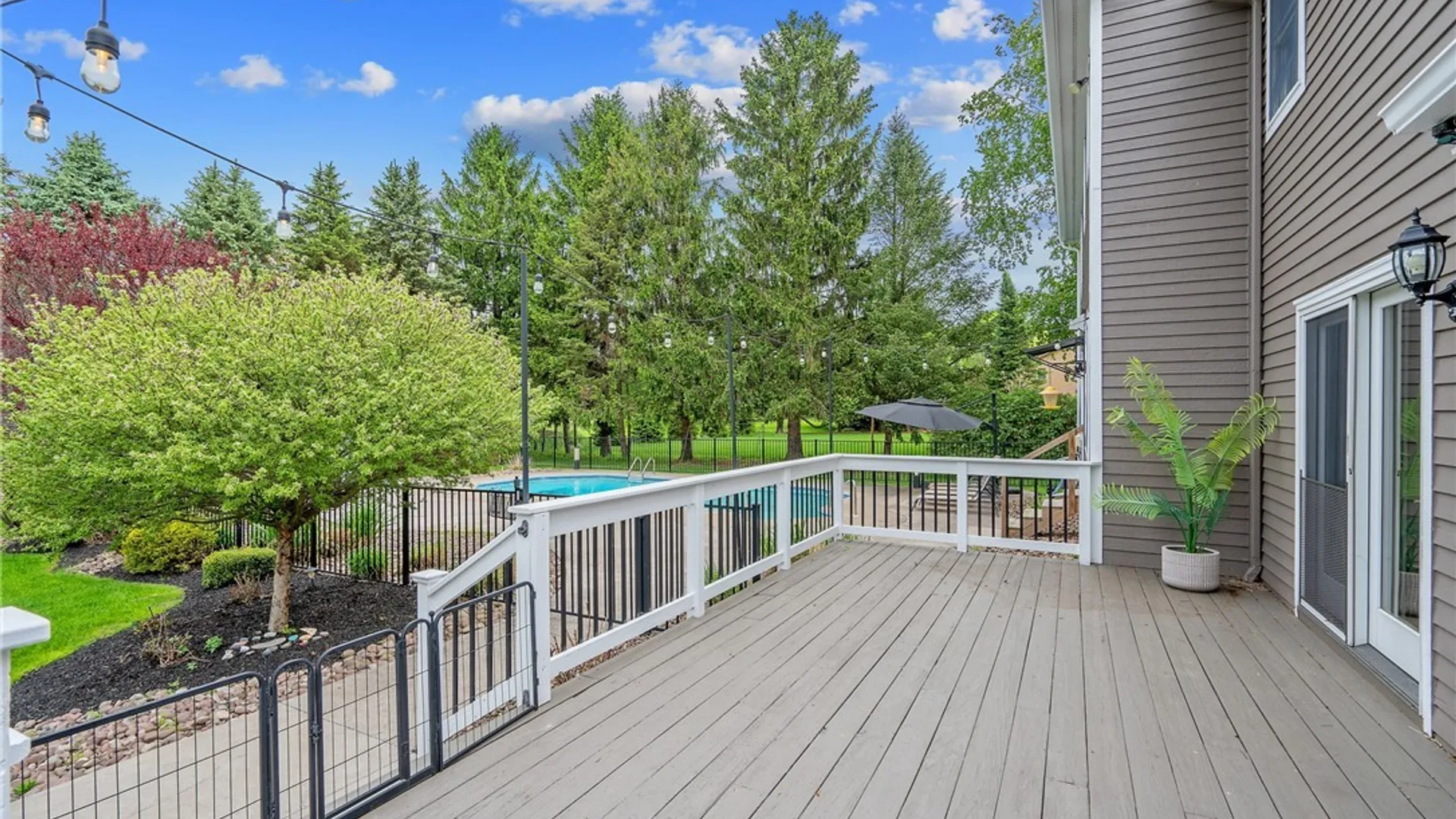 Property at 8255 Drinkwater Lane, Manlius, NY 13104 40