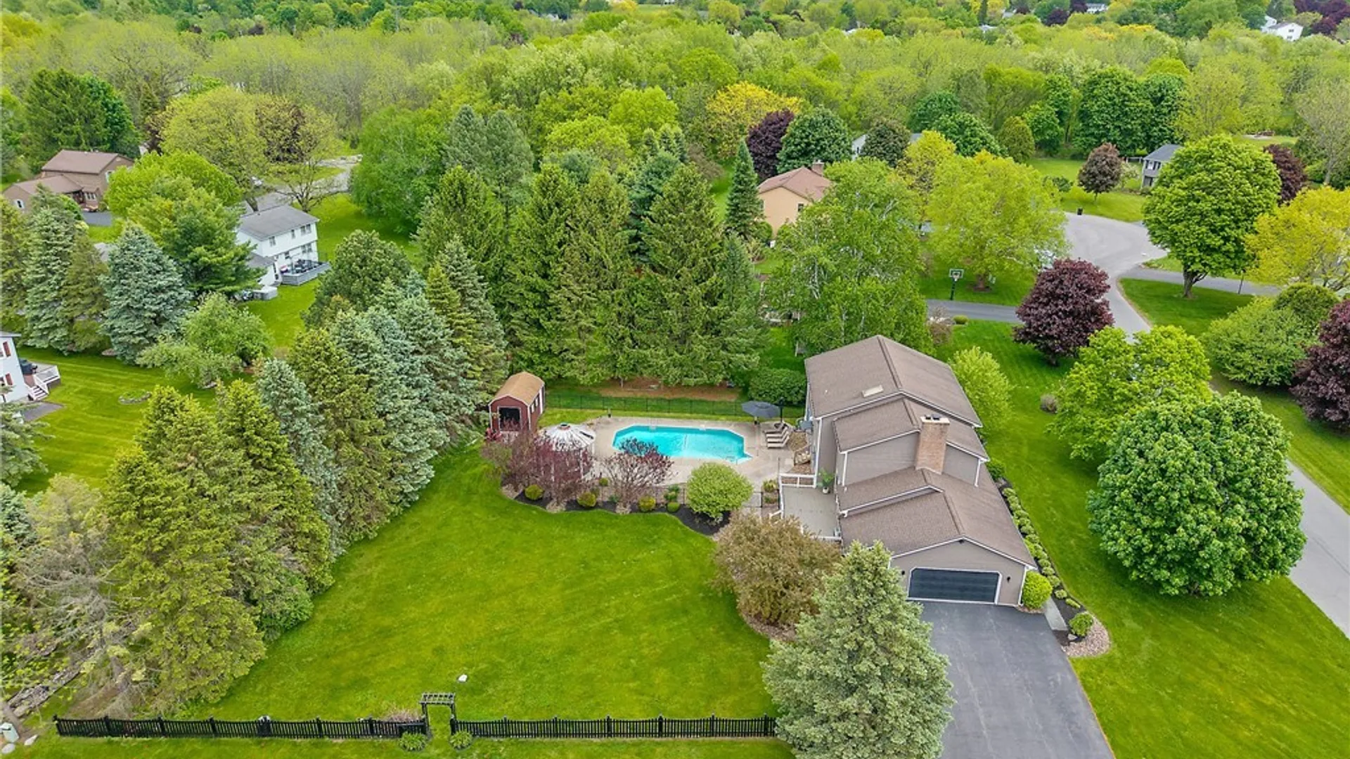 Property at 8255 Drinkwater Lane, Manlius, NY 13104 47