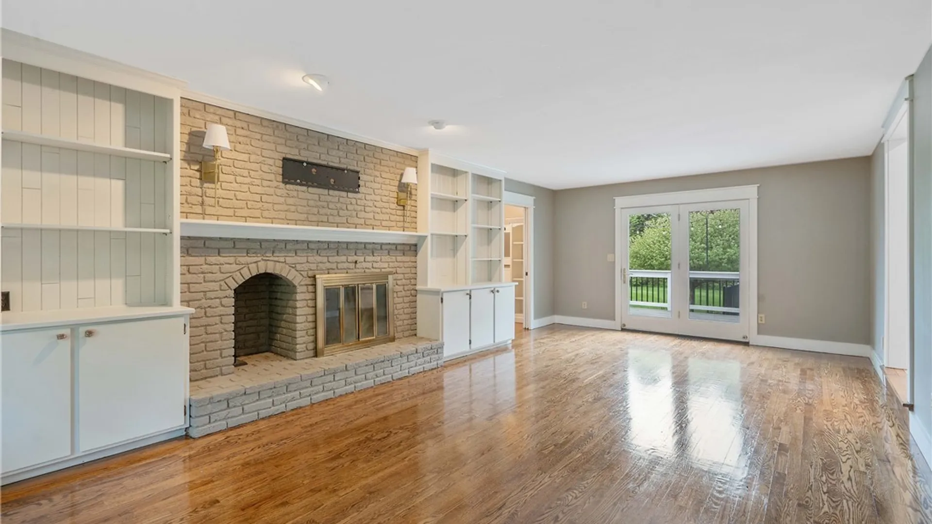 Property at 8255 Drinkwater Lane, Manlius, NY 13104 5