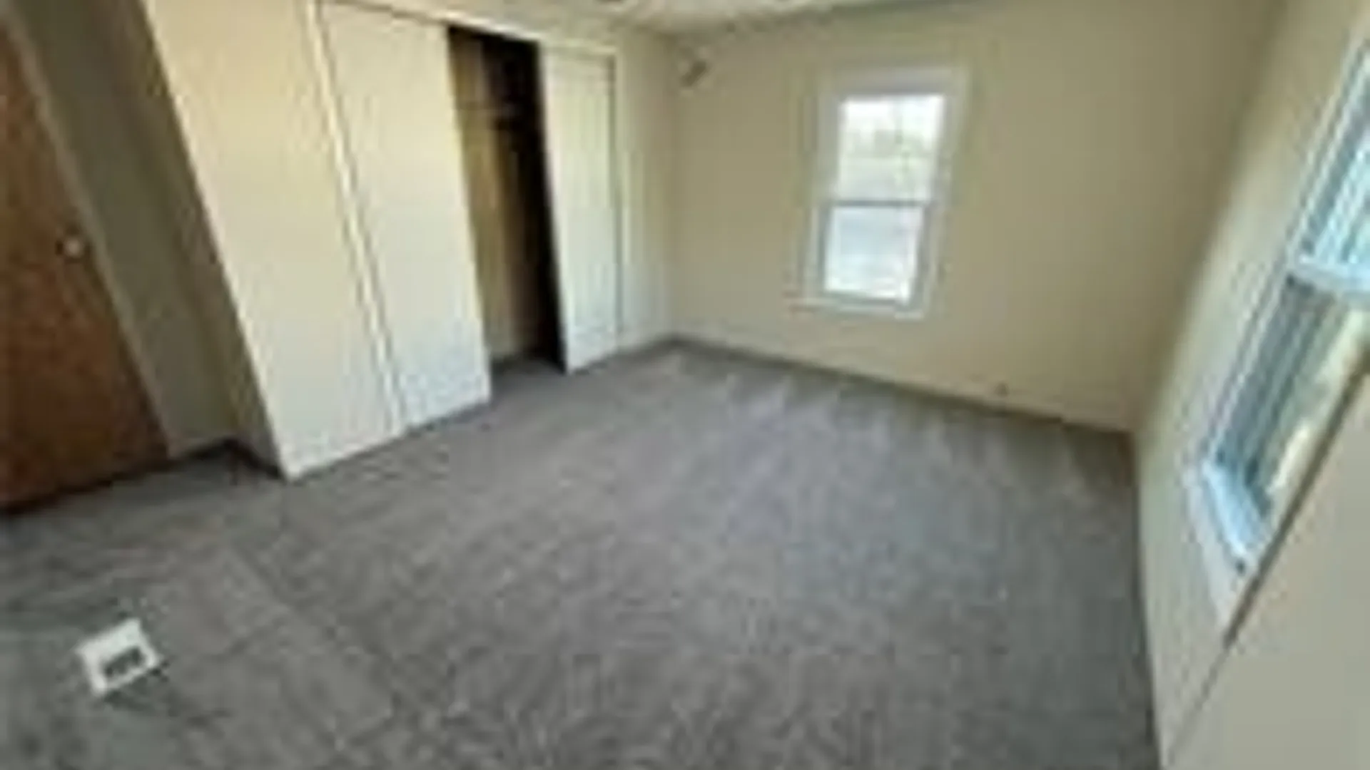 Property at 8 Holly Lane, Cheektowaga, NY 14227 13