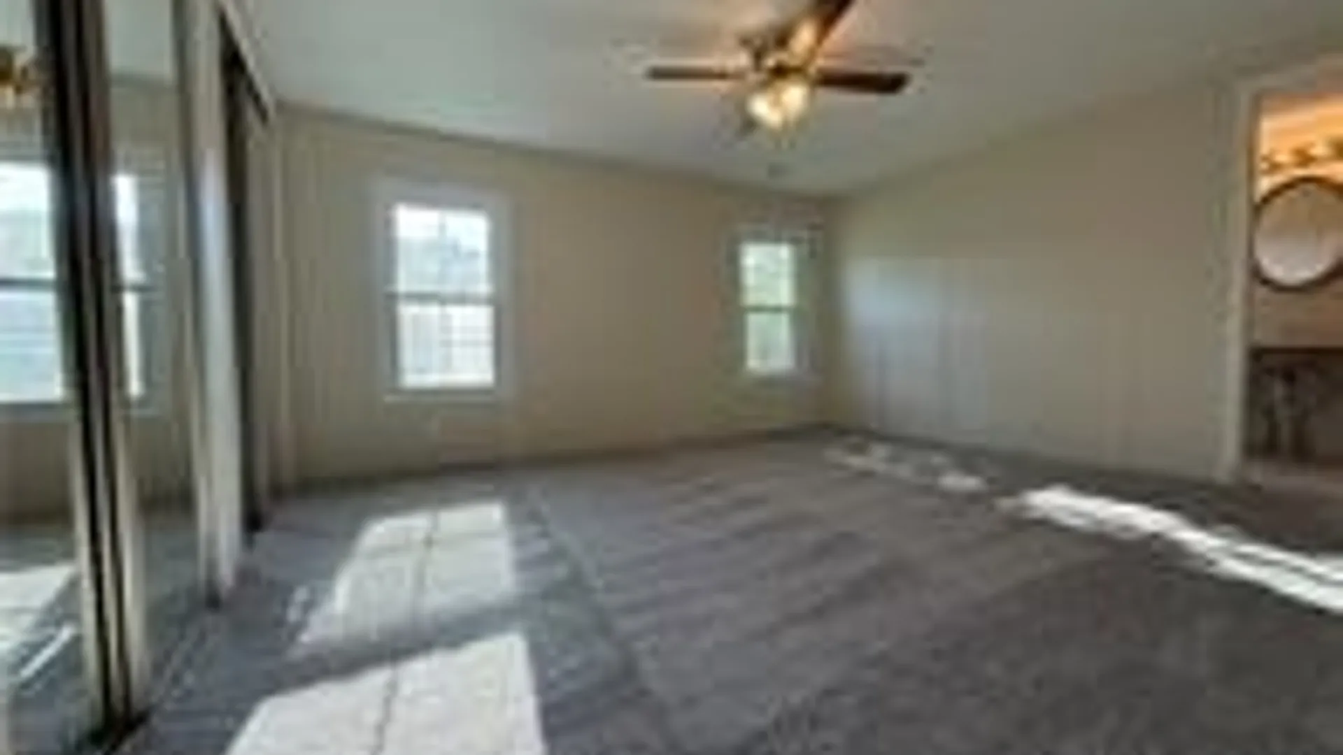 Property at 8 Holly Lane, Cheektowaga, NY 14227 15