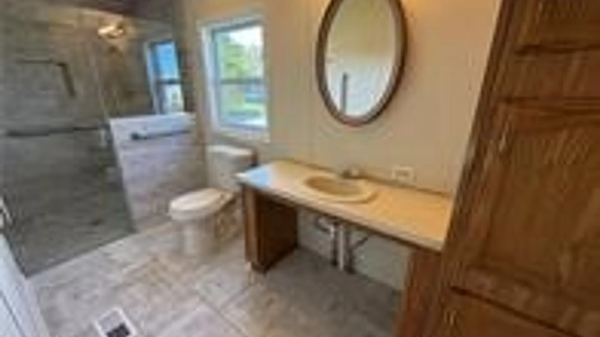 Property at 8 Holly Lane, Cheektowaga, NY 14227 18