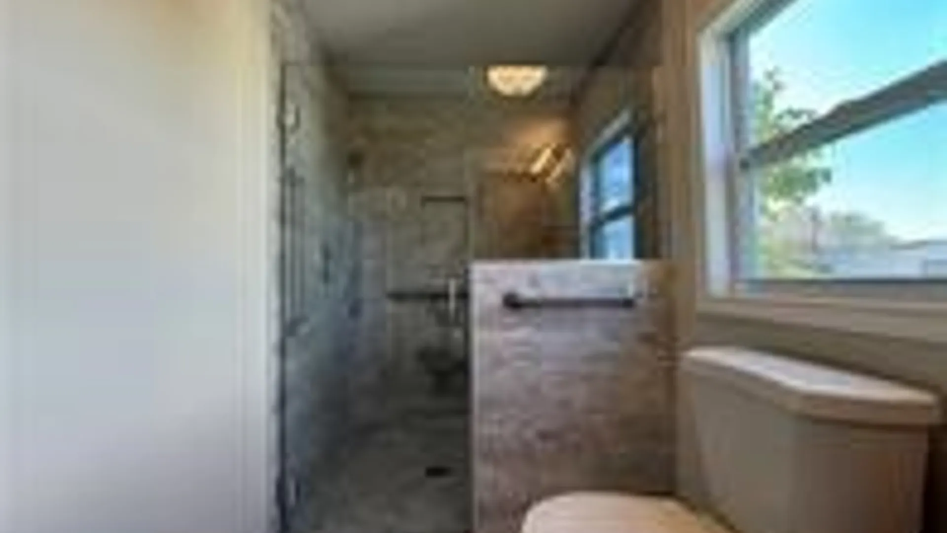 Property at 8 Holly Lane, Cheektowaga, NY 14227 20