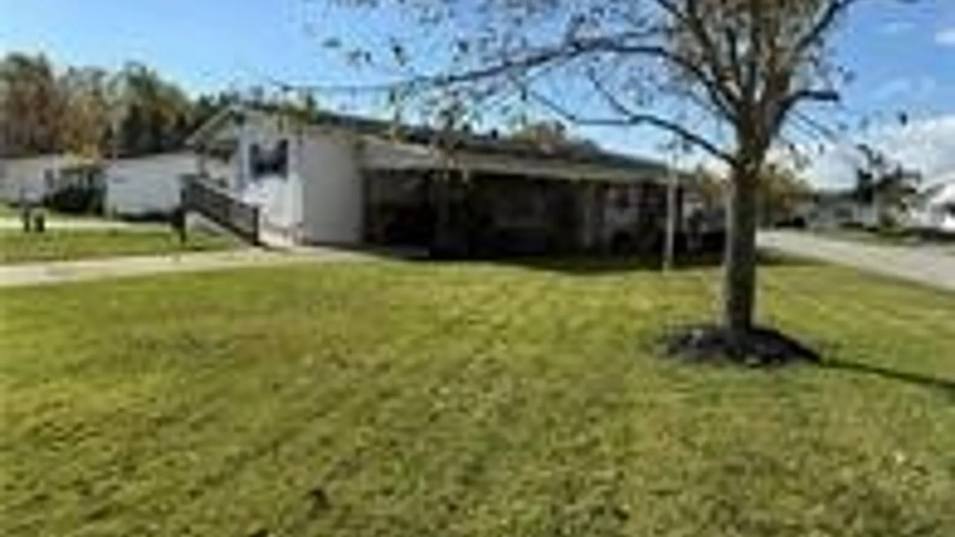 Property at 8 Holly Lane, Cheektowaga, NY 14227 25