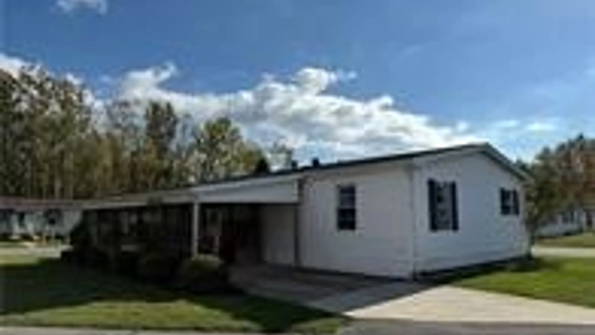 Property at 8 Holly Lane, Cheektowaga, NY 14227 6