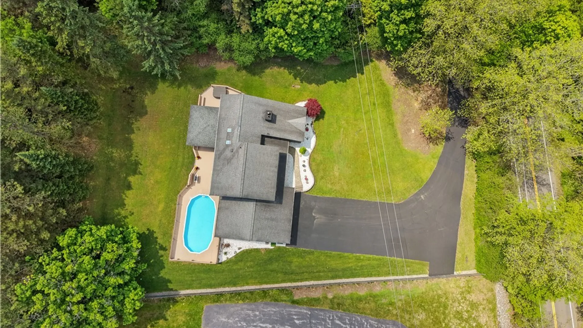 Property at 2780 Lyons Road, Camillus, NY 13031 9