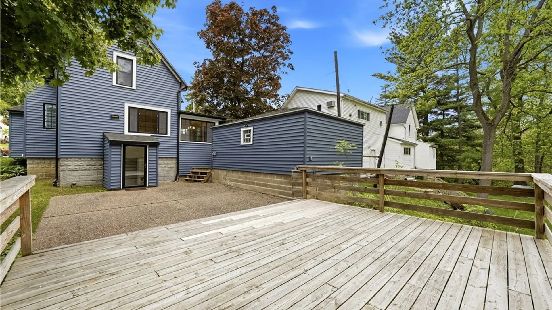 Property at 82 Crescent Avenue, Hamburg, NY 14075 37