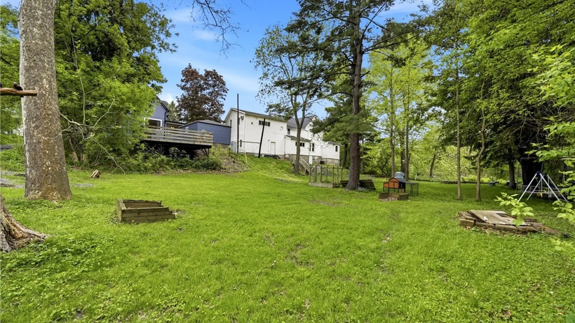 Property at 82 Crescent Avenue, Hamburg, NY 14075 39