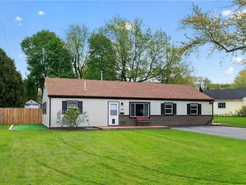 Property at 152 Iroquois Street, Webster, NY 14580