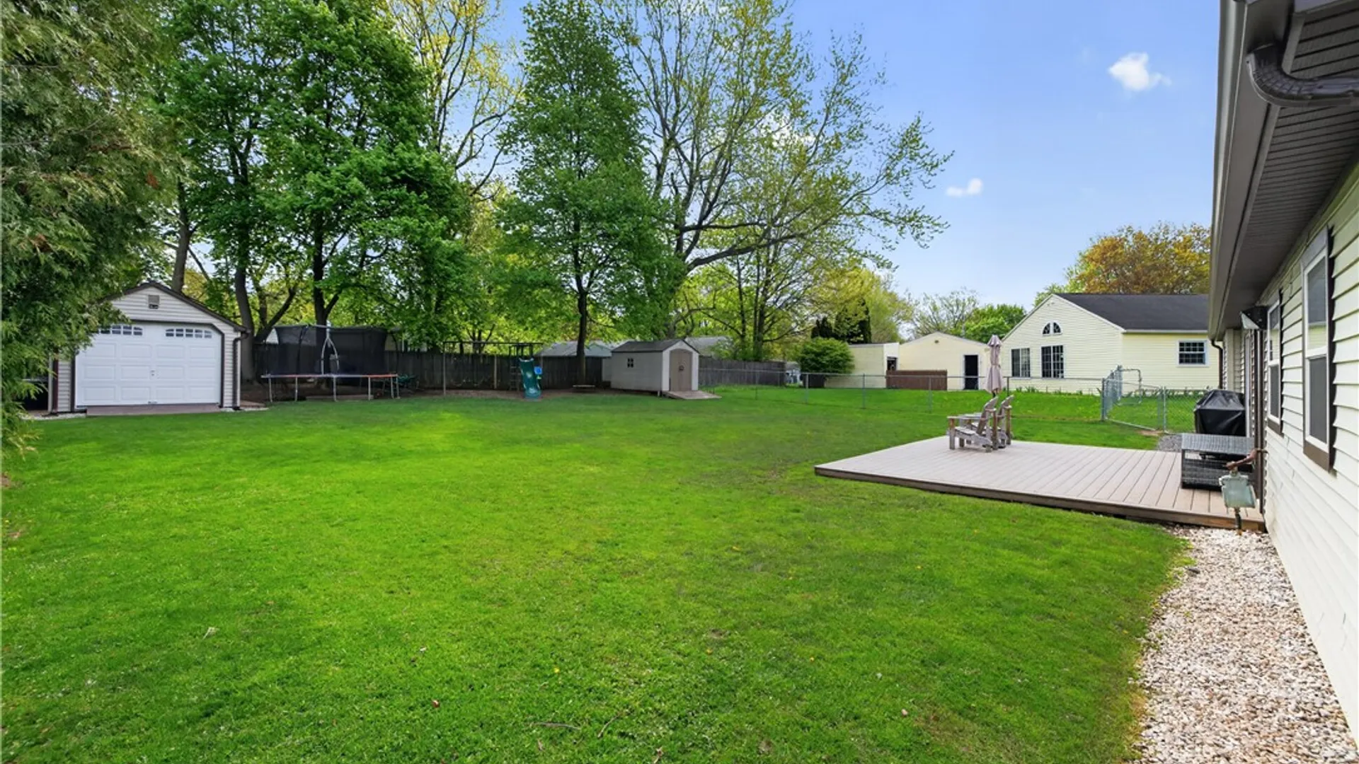 Property at 152 Iroquois Street, Webster, NY 14580 25