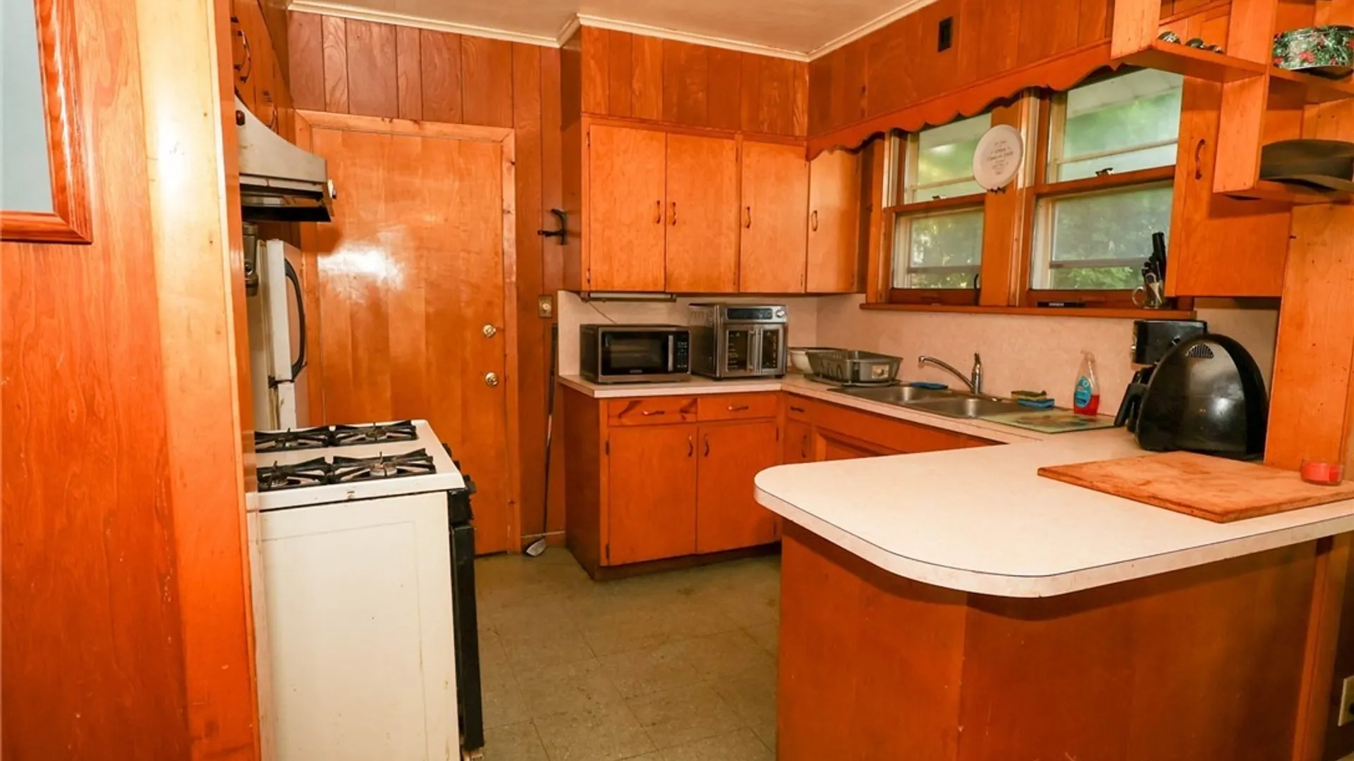 Property at 103 Weeks Street, Jamestown, NY 14701 10