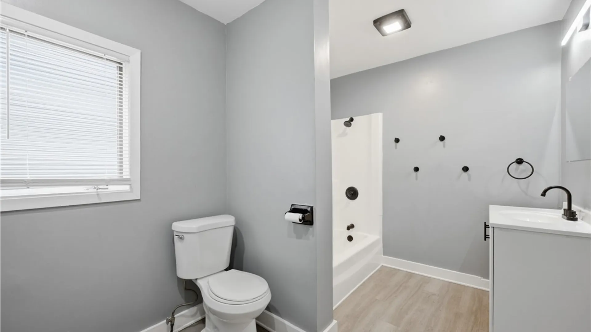 Property at 407 Potomac Avenue, Buffalo, NY 14213 16
