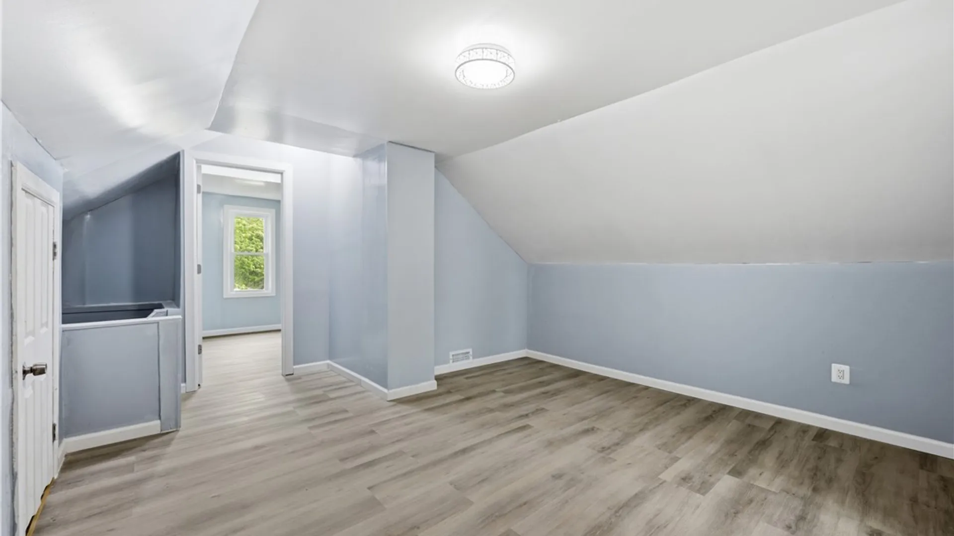 Property at 242 Newburgh Avenue, Buffalo, NY 14215 28