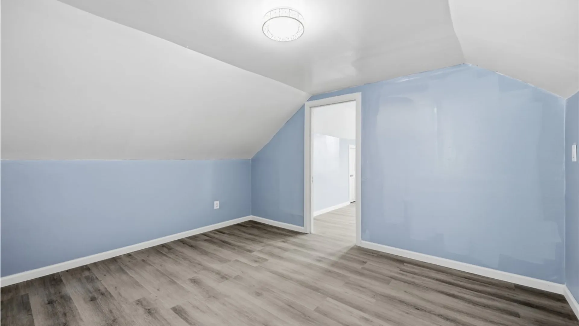 Property at 242 Newburgh Avenue, Buffalo, NY 14215 29