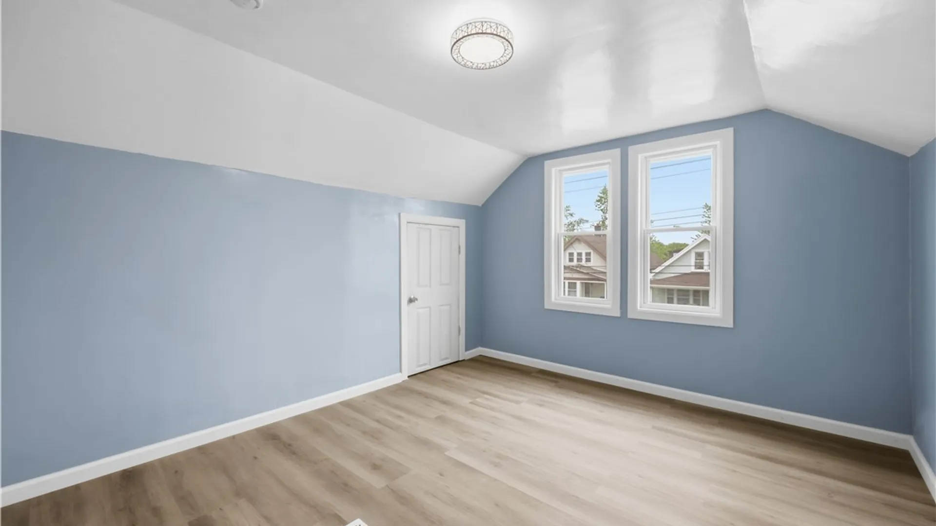 Property at 242 Newburgh Avenue, Buffalo, NY 14215 32