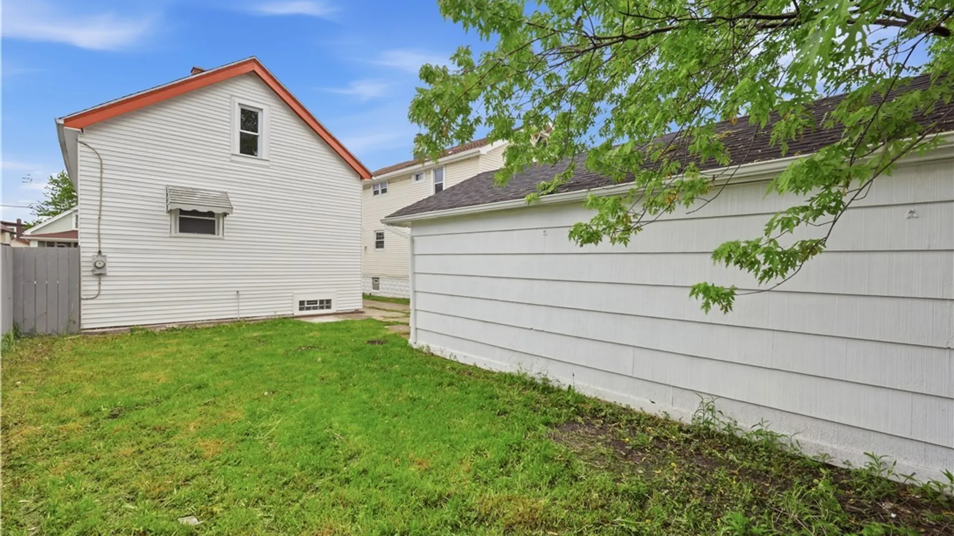Property at 242 Newburgh Avenue, Buffalo, NY 14215 42