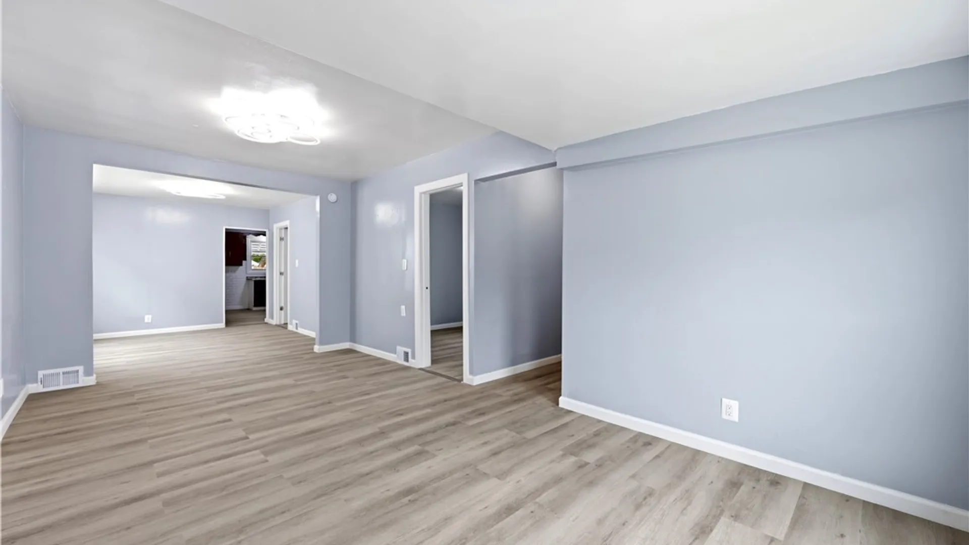 Property at 242 Newburgh Avenue, Buffalo, NY 14215 9