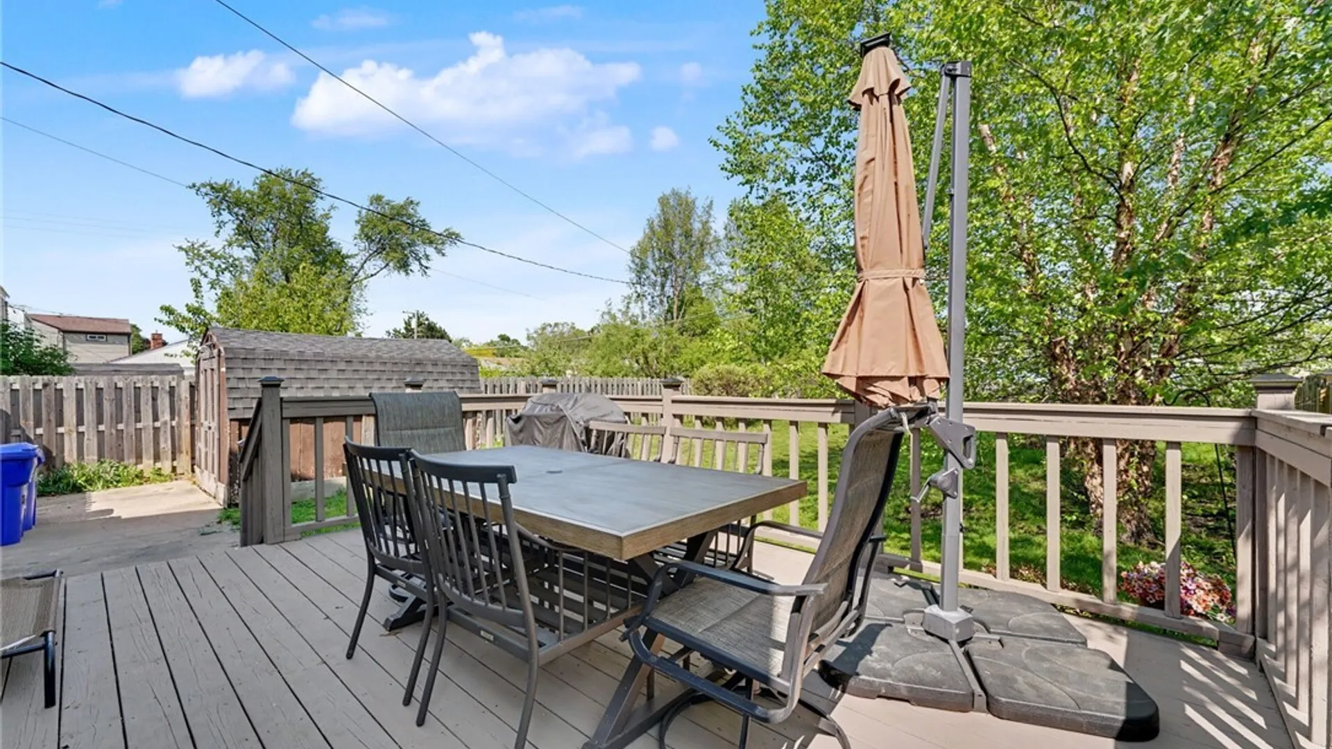 Property at 210 Woodcrest Drive, West Seneca, NY 14220 32