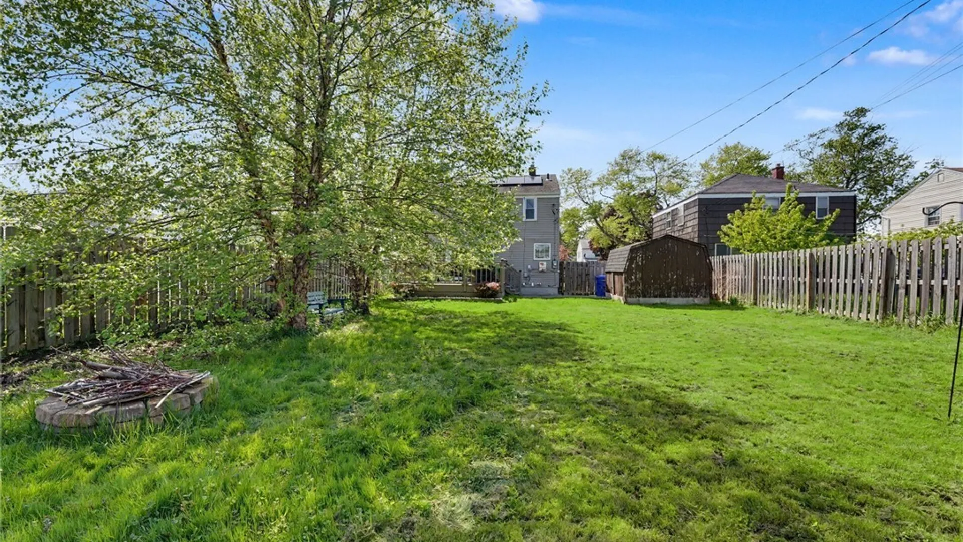 Property at 210 Woodcrest Drive, West Seneca, NY 14220 35