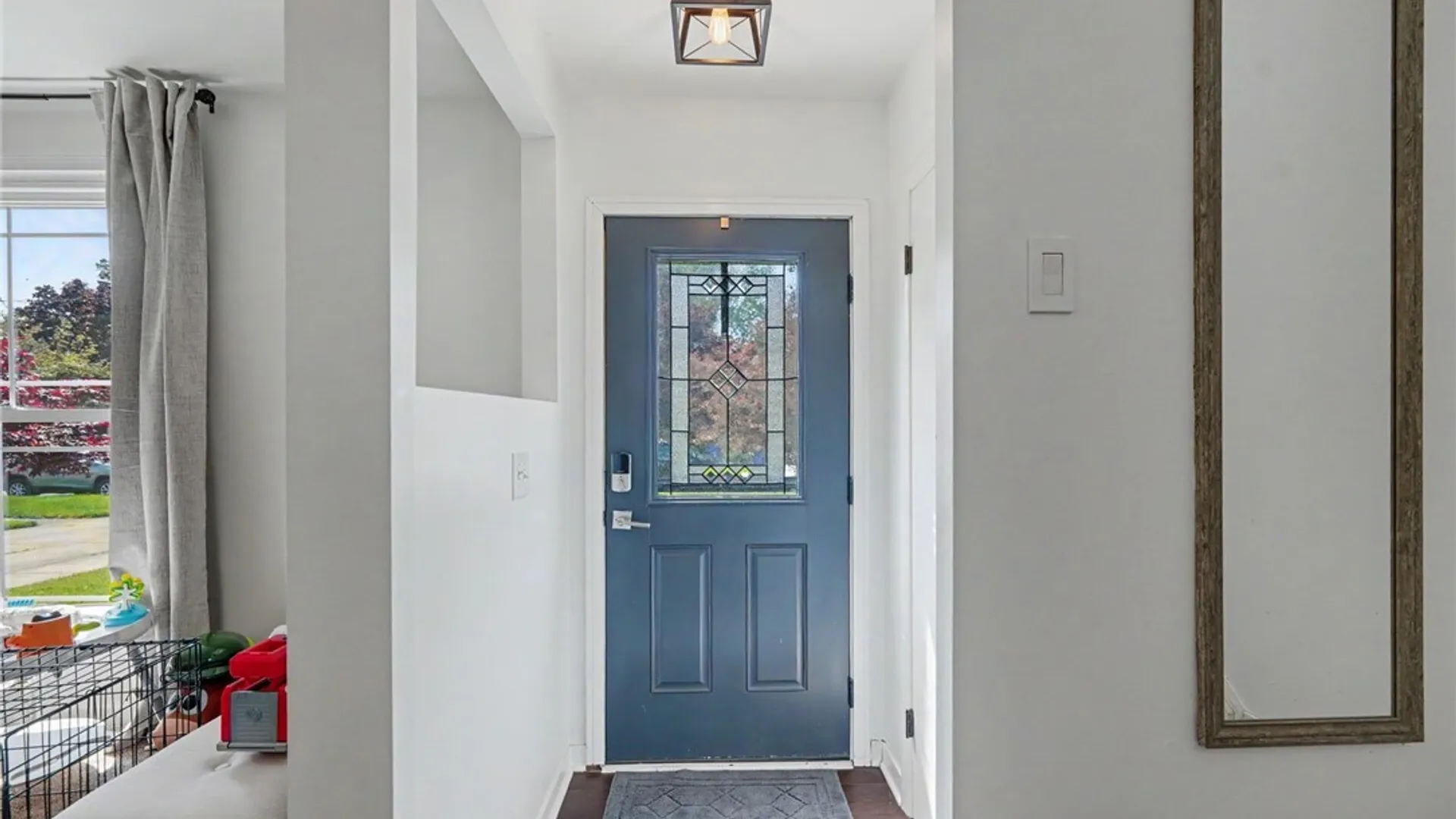 Property at 210 Woodcrest Drive, West Seneca, NY 14220 5