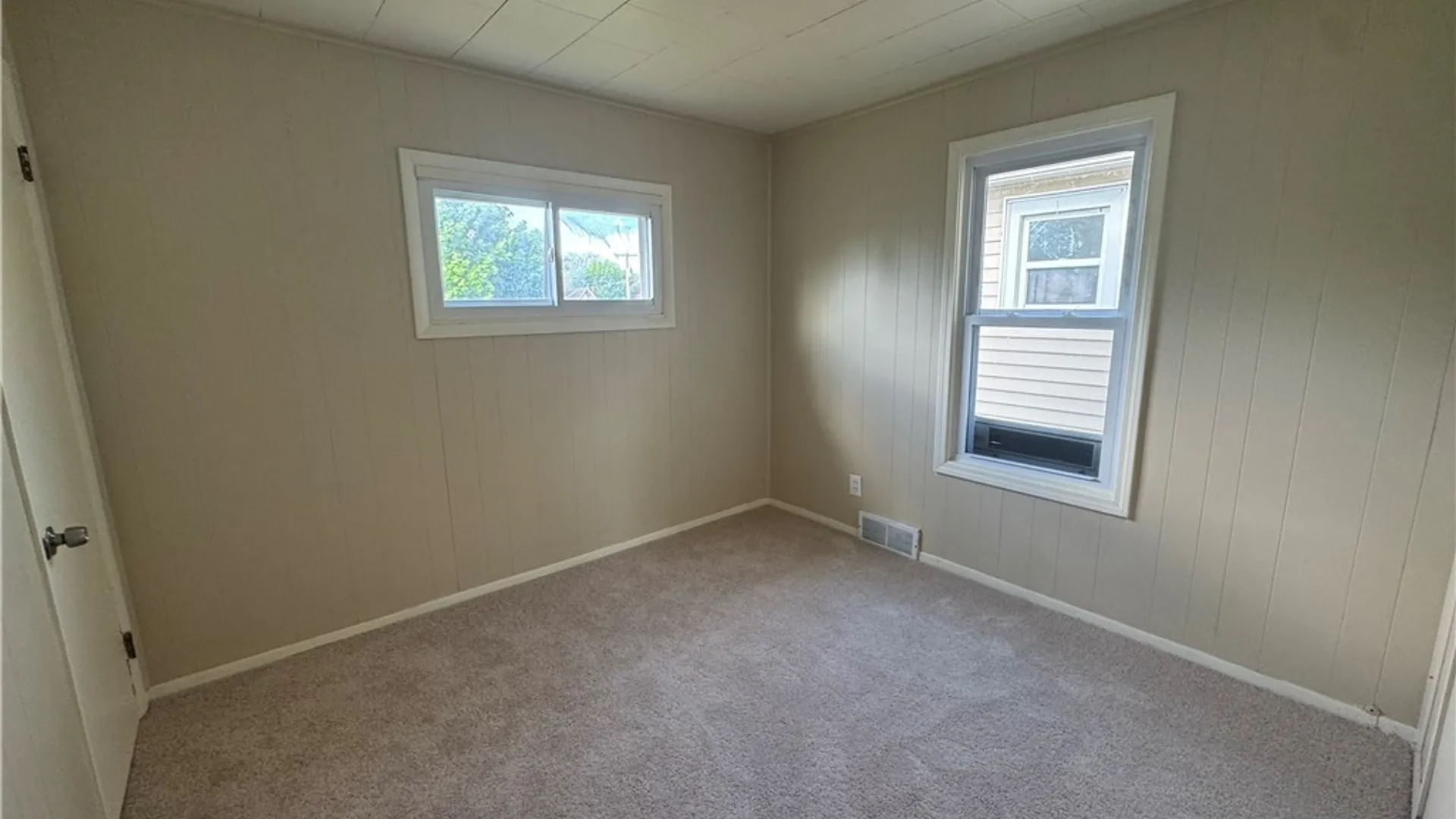 Property at 2205 La Salle Avenue, Niagara Falls, NY 14301 13