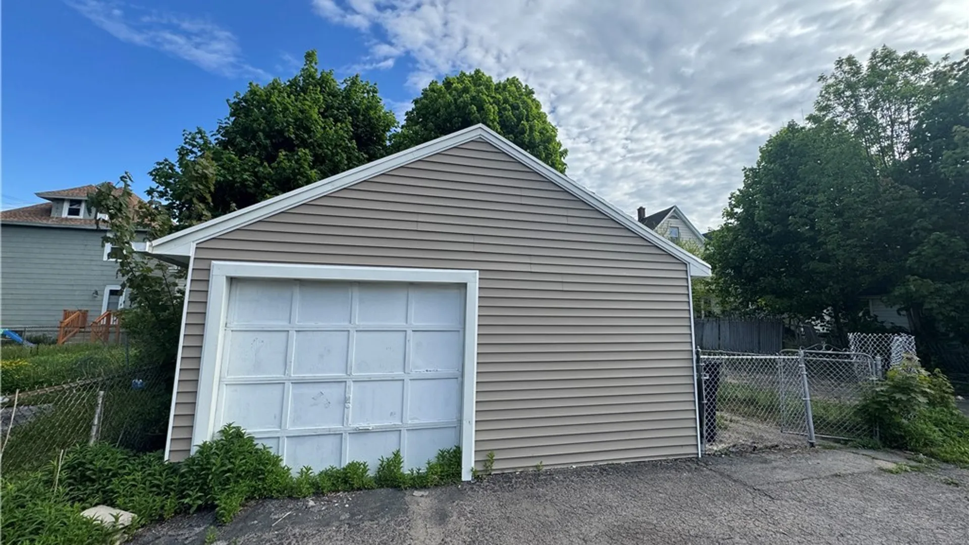 Property at 2205 La Salle Avenue, Niagara Falls, NY 14301 5