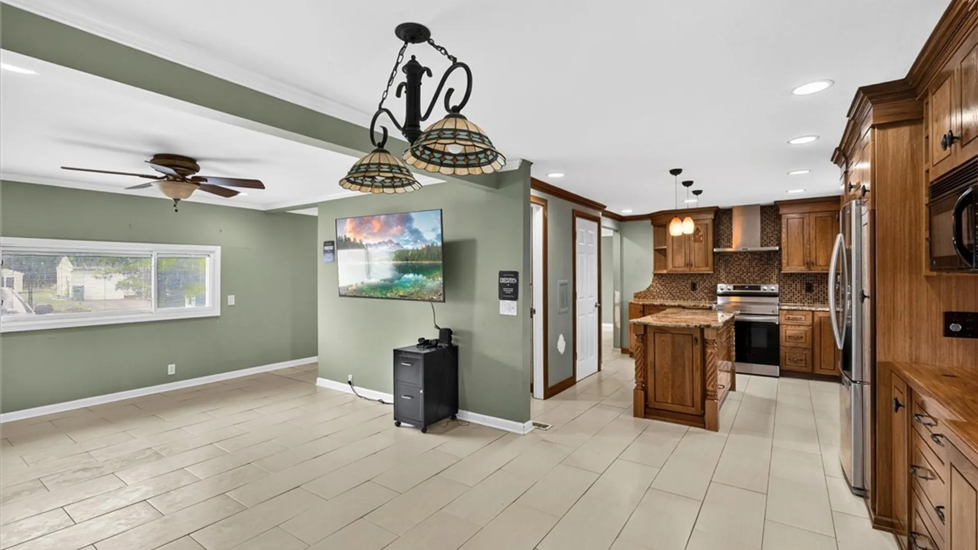 Property at 6009 Darby Road, Cicero, NY 13039 14