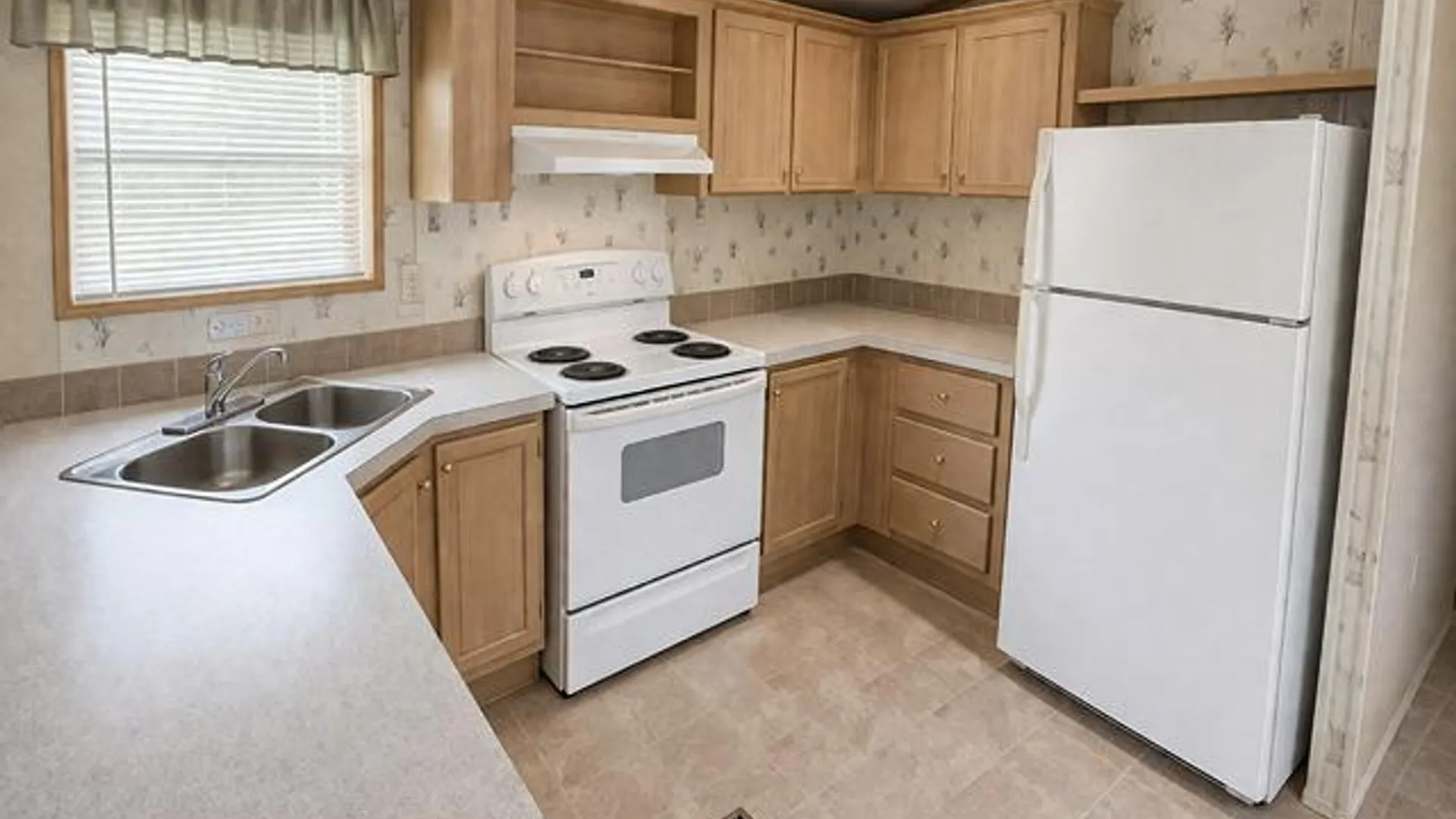 Property at 1 Jennifer Court, Poughkeepsie, NY 12601 2