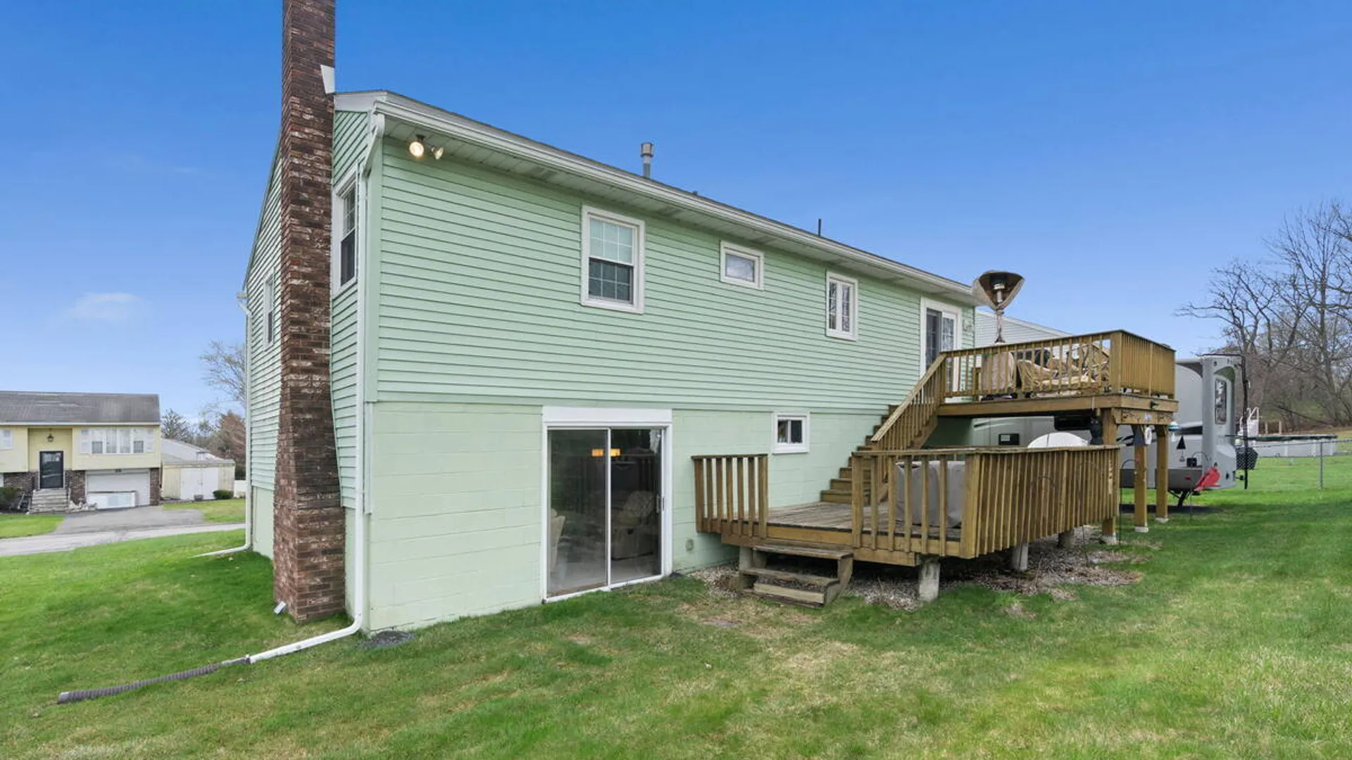 Property at 33 Abby Road, Colonie, NY 12110 25