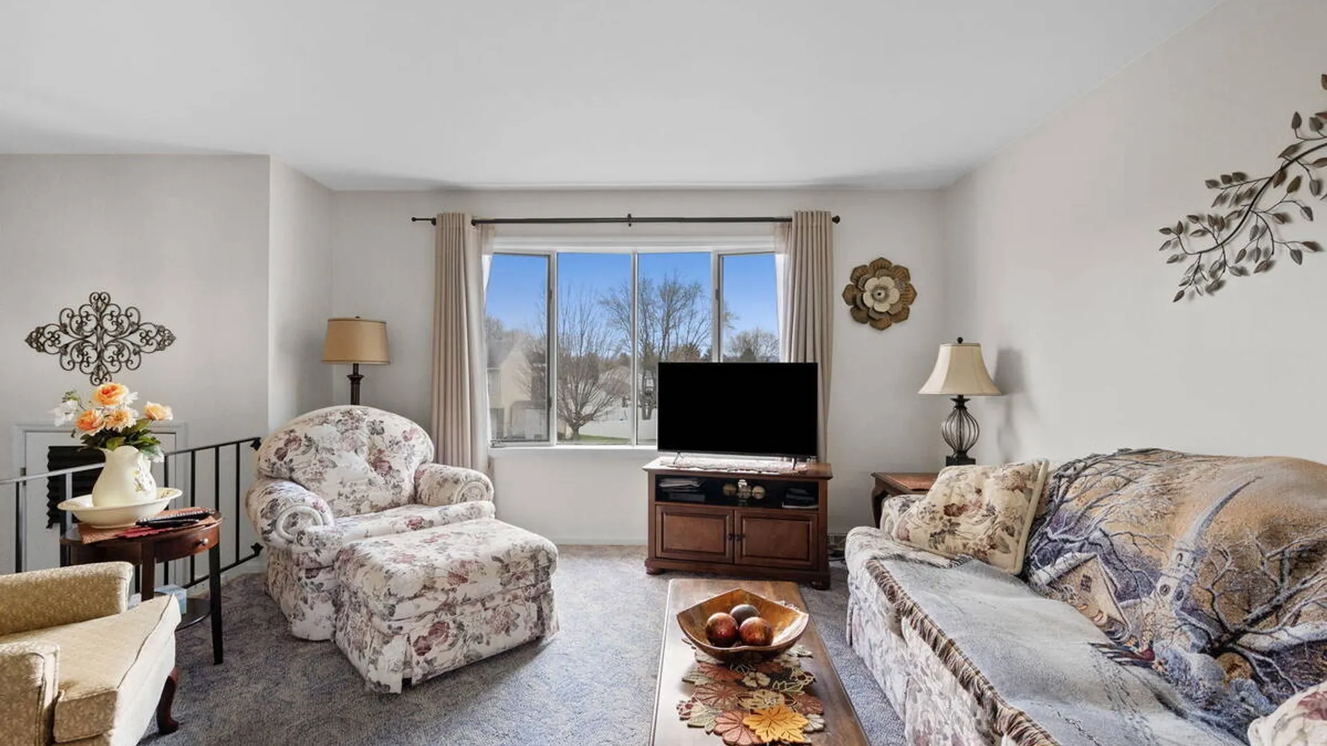 Property at 33 Abby Road, Colonie, NY 12110 9