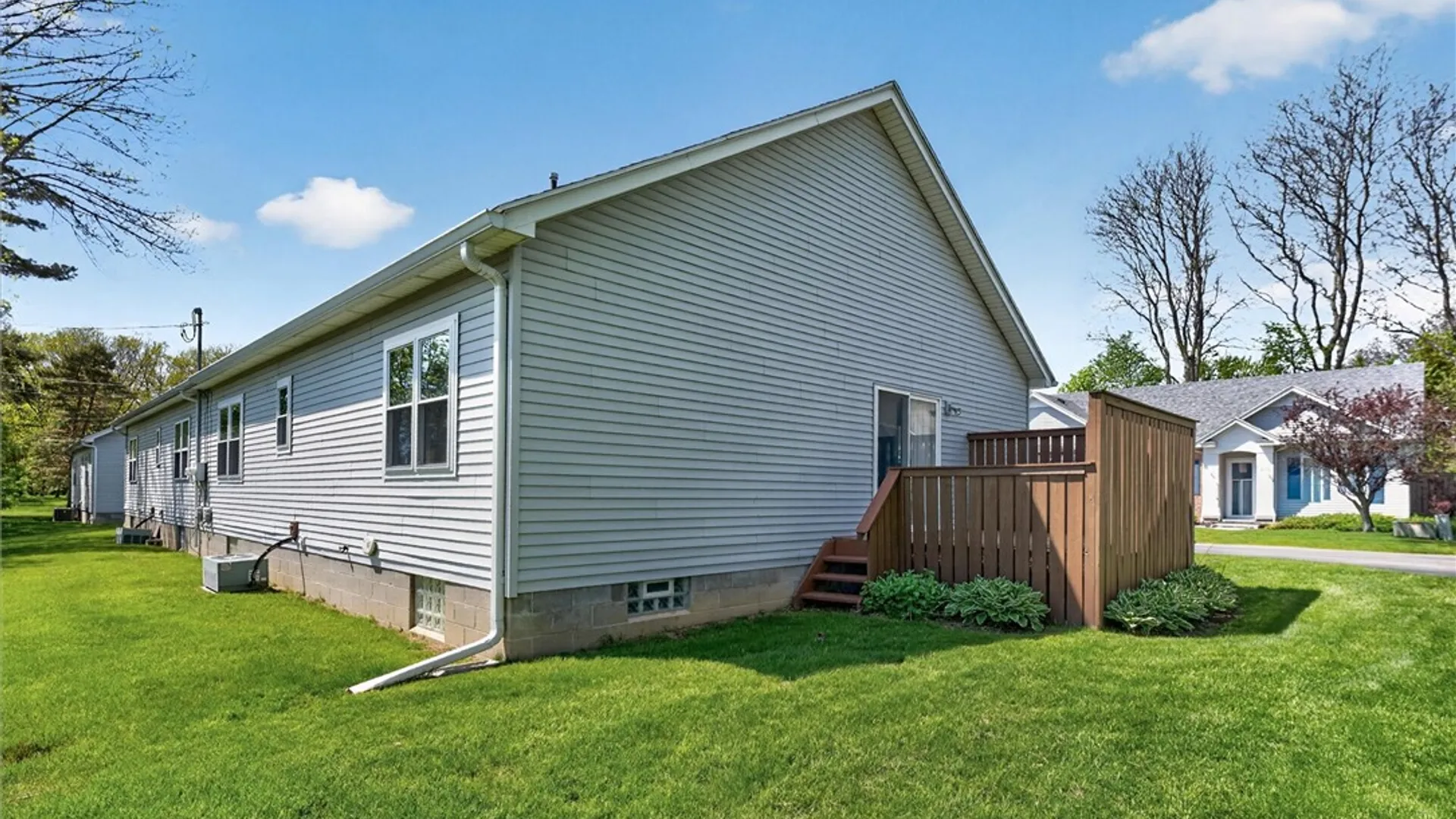 Property at 207 Twin Pines Court, Greece, NY 14616 4