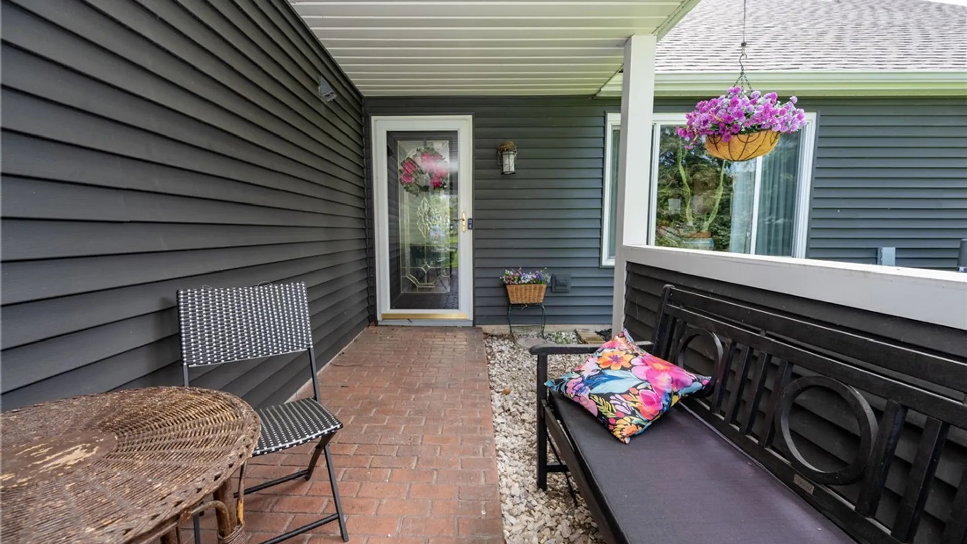 Property at 3142 E River Road, Grand Island, NY 14072 4