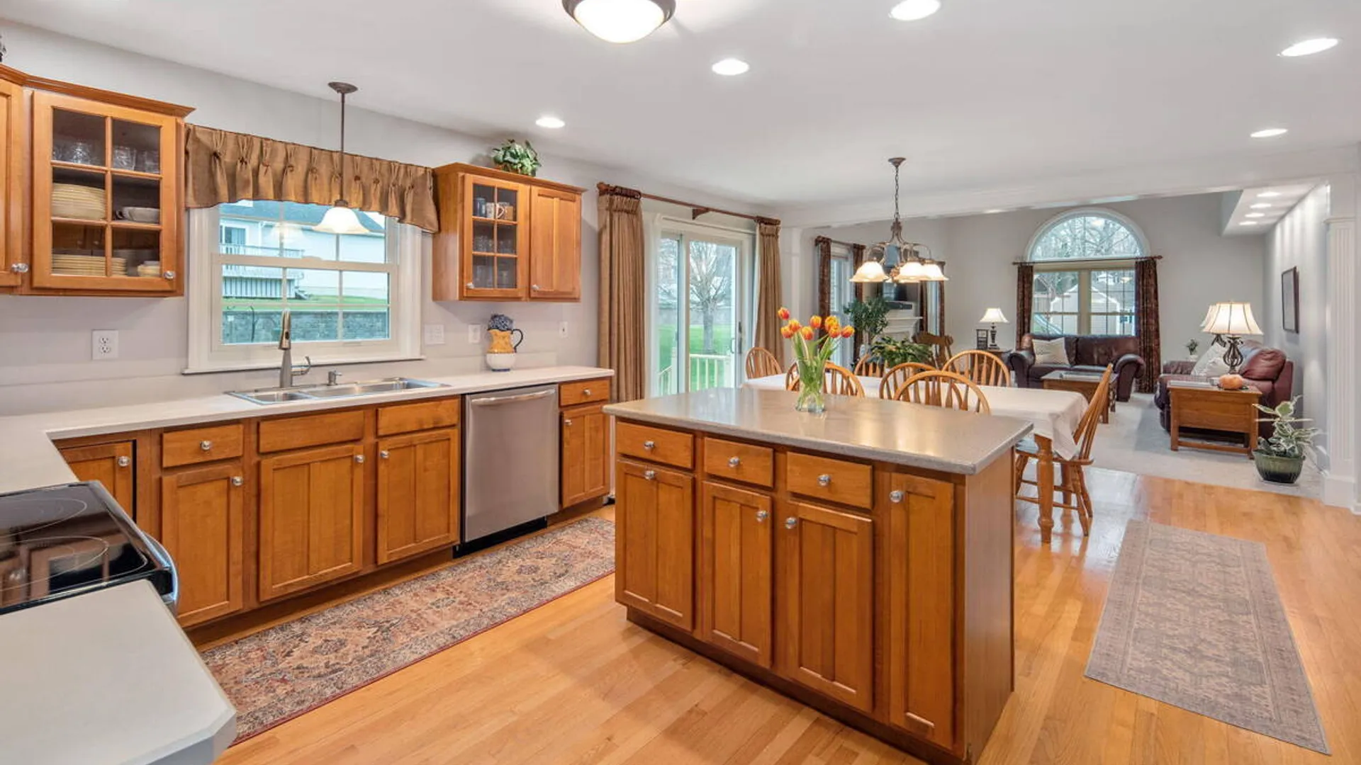 Property at 632 Maple Lane, Niskayuna, NY 12309 17